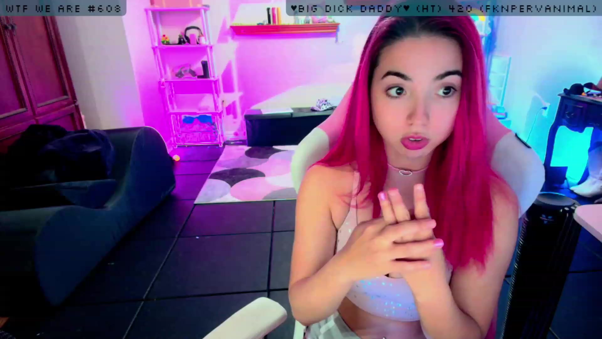 Gallery image thumbnail from JessWhitmore's myfreecams stream on, 08/03/2023, 05:43 image 8 of 20