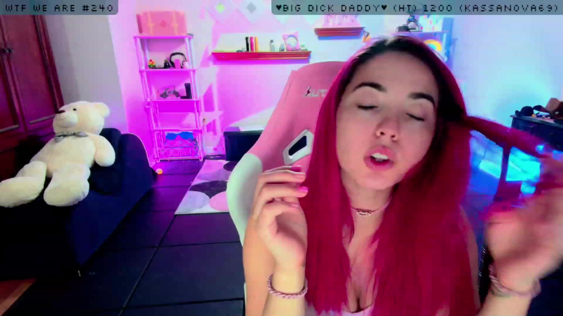 Gallery image thumbnail from JessWhitmore's myfreecams stream on, 08/03/2023, 07:40 image 20 of 20