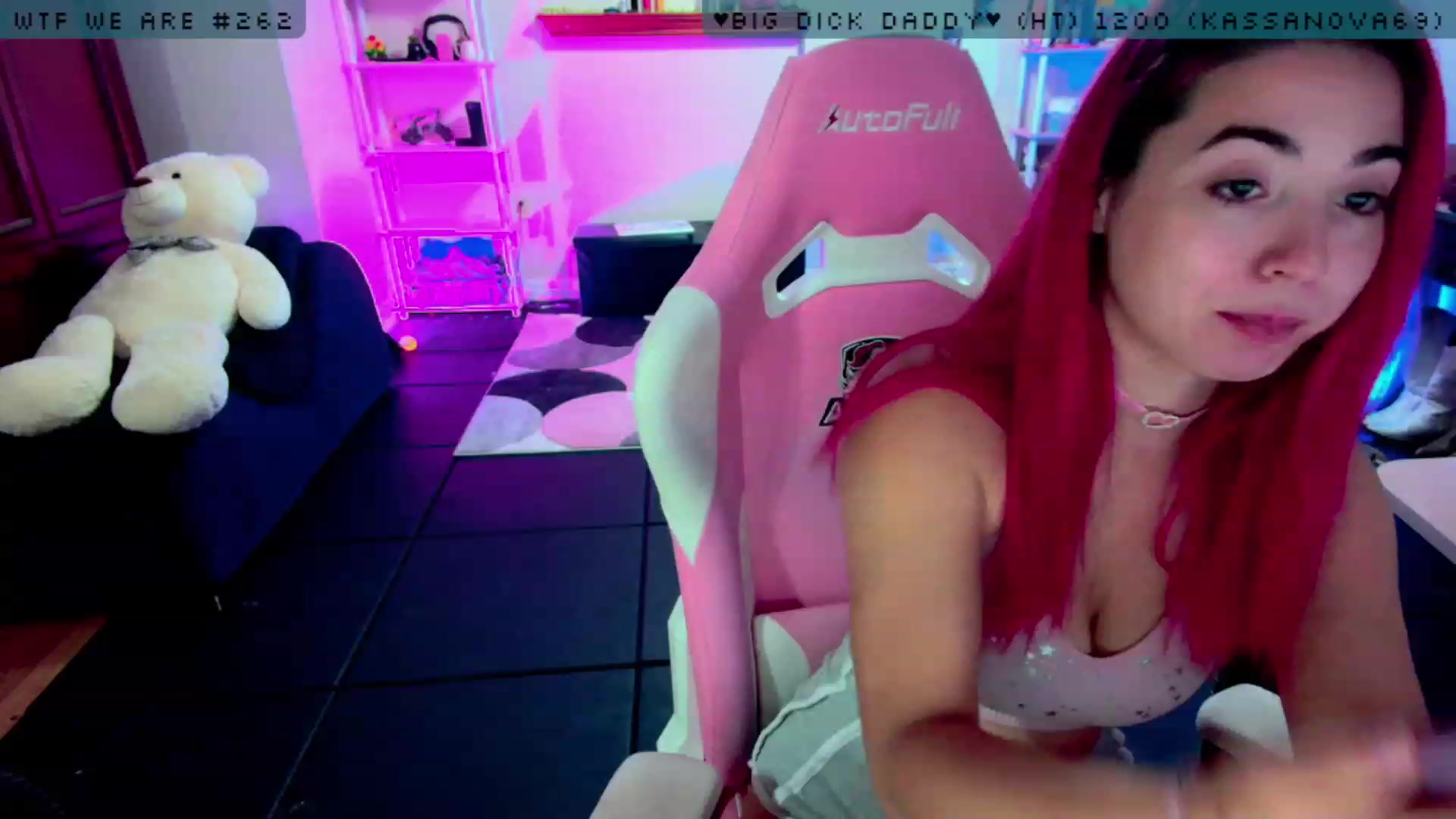 Gallery image thumbnail from JessWhitmore's myfreecams stream on, 08/03/2023, 07:40 image 13 of 20
