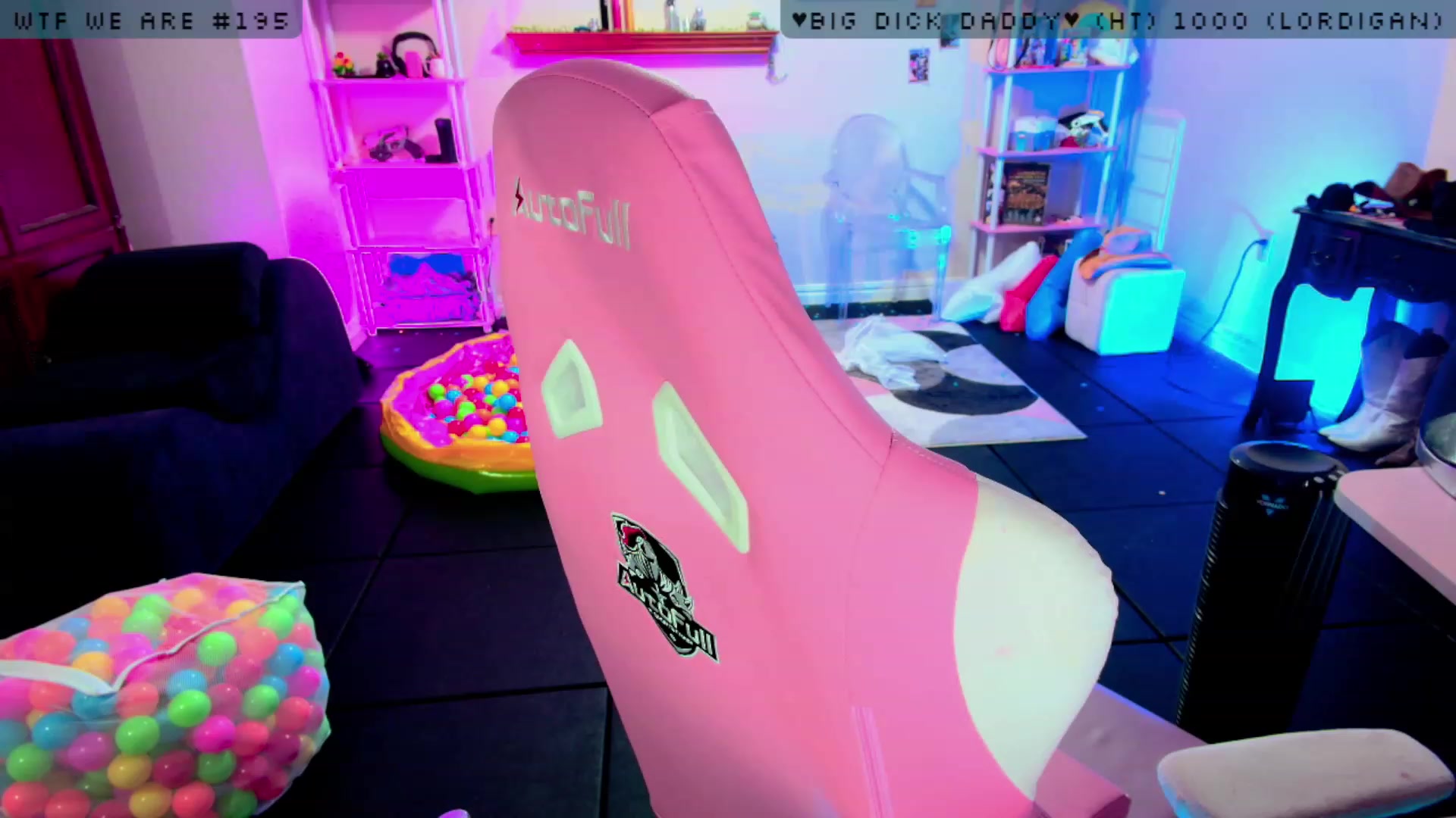 Gallery image thumbnail from JessWhitmore's myfreecams stream on, 08/04/2023, 05:03 image 12 of 20