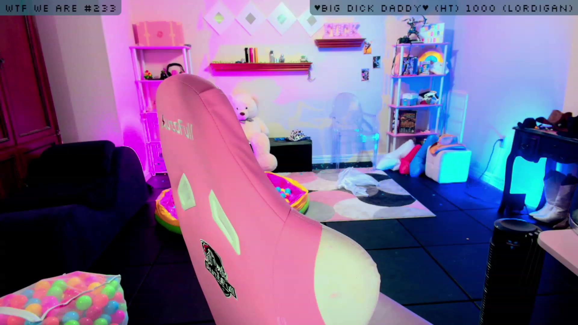Gallery image thumbnail from JessWhitmore's myfreecams stream on, 08/04/2023, 05:03 image 7 of 20
