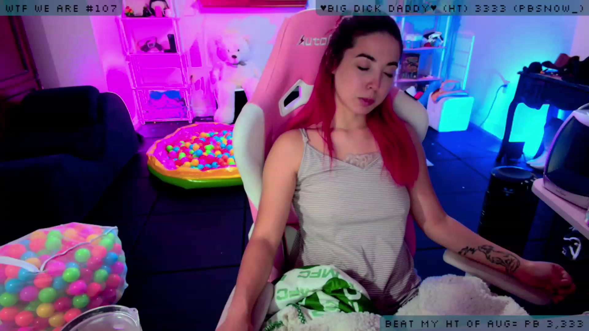 Gallery image thumbnail from JessWhitmore's myfreecams stream on, 08/04/2023, 09:26 image 14 of 20