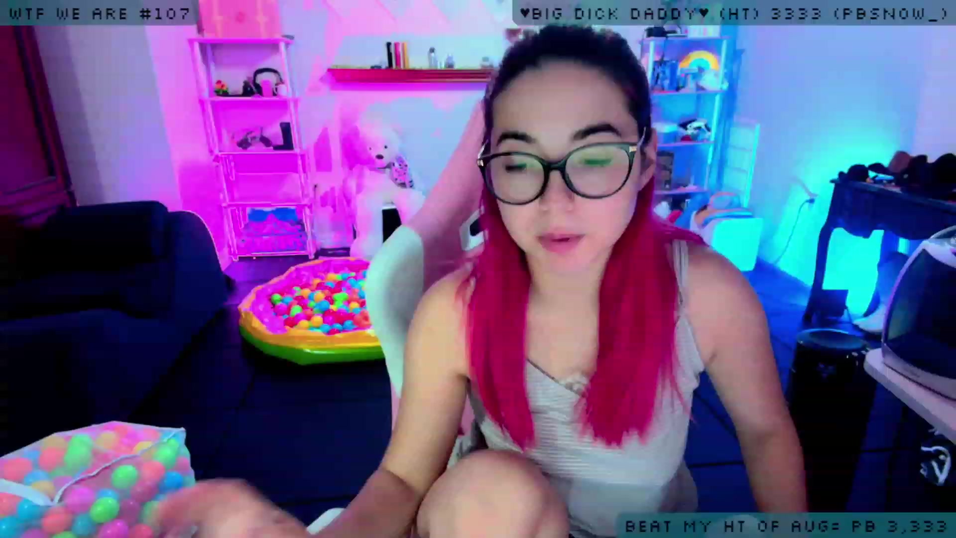 Gallery image thumbnail from JessWhitmore's myfreecams stream on, 08/04/2023, 09:26 image 17 of 20