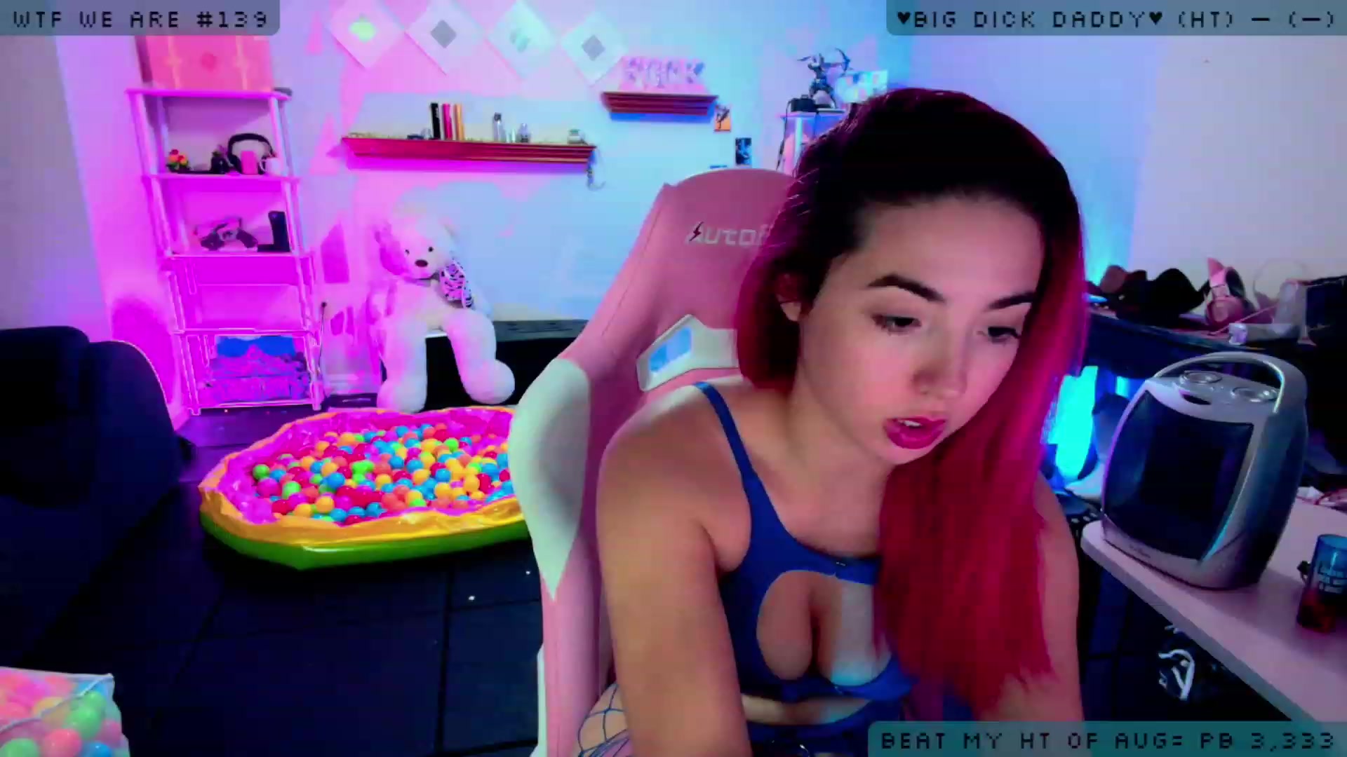 Gallery image thumbnail from JessWhitmore's myfreecams stream on, 08/05/2023, 02:51 image 12 of 20