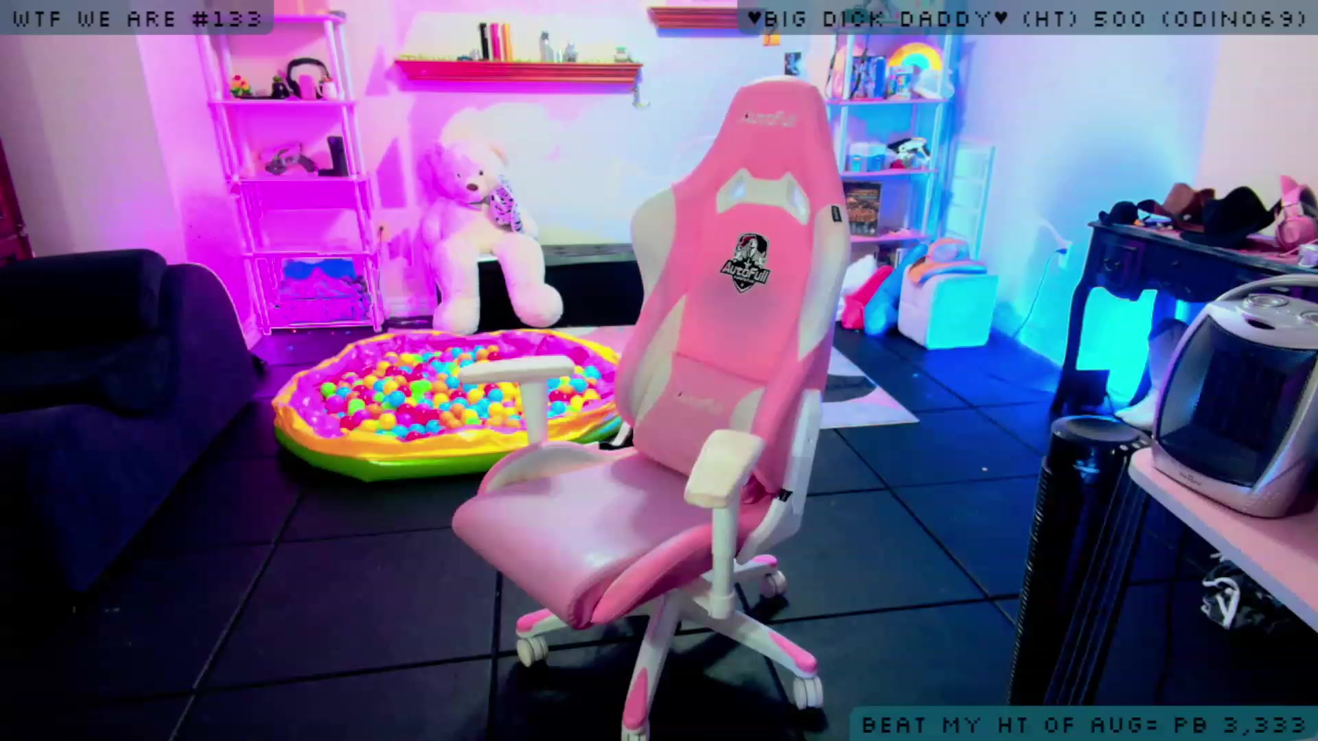 Gallery image thumbnail from JessWhitmore's myfreecams stream on, 08/05/2023, 05:07 image 3 of 20