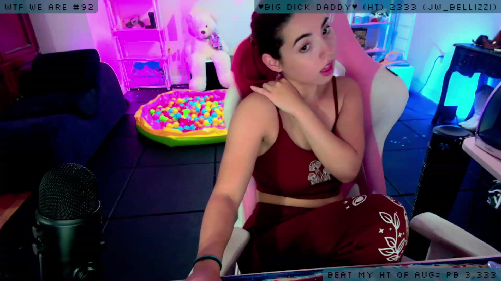 Gallery image thumbnail from JessWhitmore's myfreecams stream on, 08/05/2023, 08:02 image 17 of 20