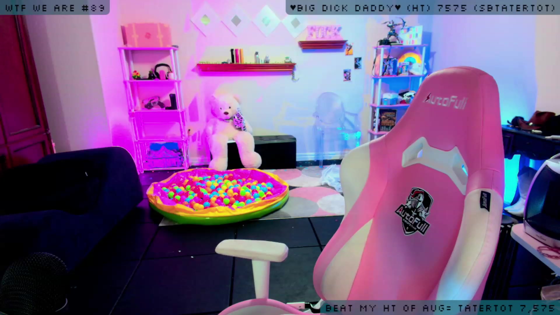 Gallery image thumbnail from JessWhitmore's myfreecams stream on, 08/08/2023, 05:34 image 12 of 20