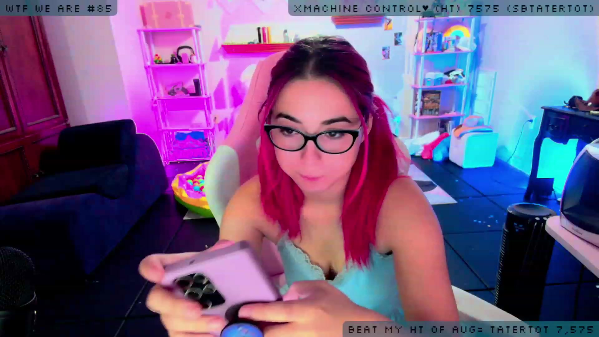 Gallery image thumbnail from JessWhitmore's myfreecams stream on, 08/08/2023, 07:57 image 3 of 20
