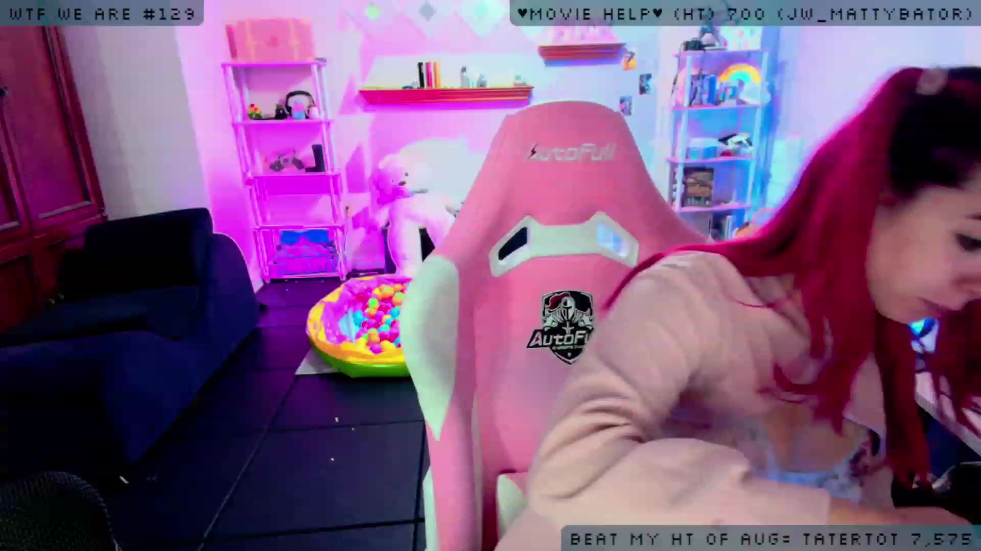 Gallery image thumbnail from JessWhitmore's myfreecams stream on, 08/17/2023, 03:45 image 17 of 20