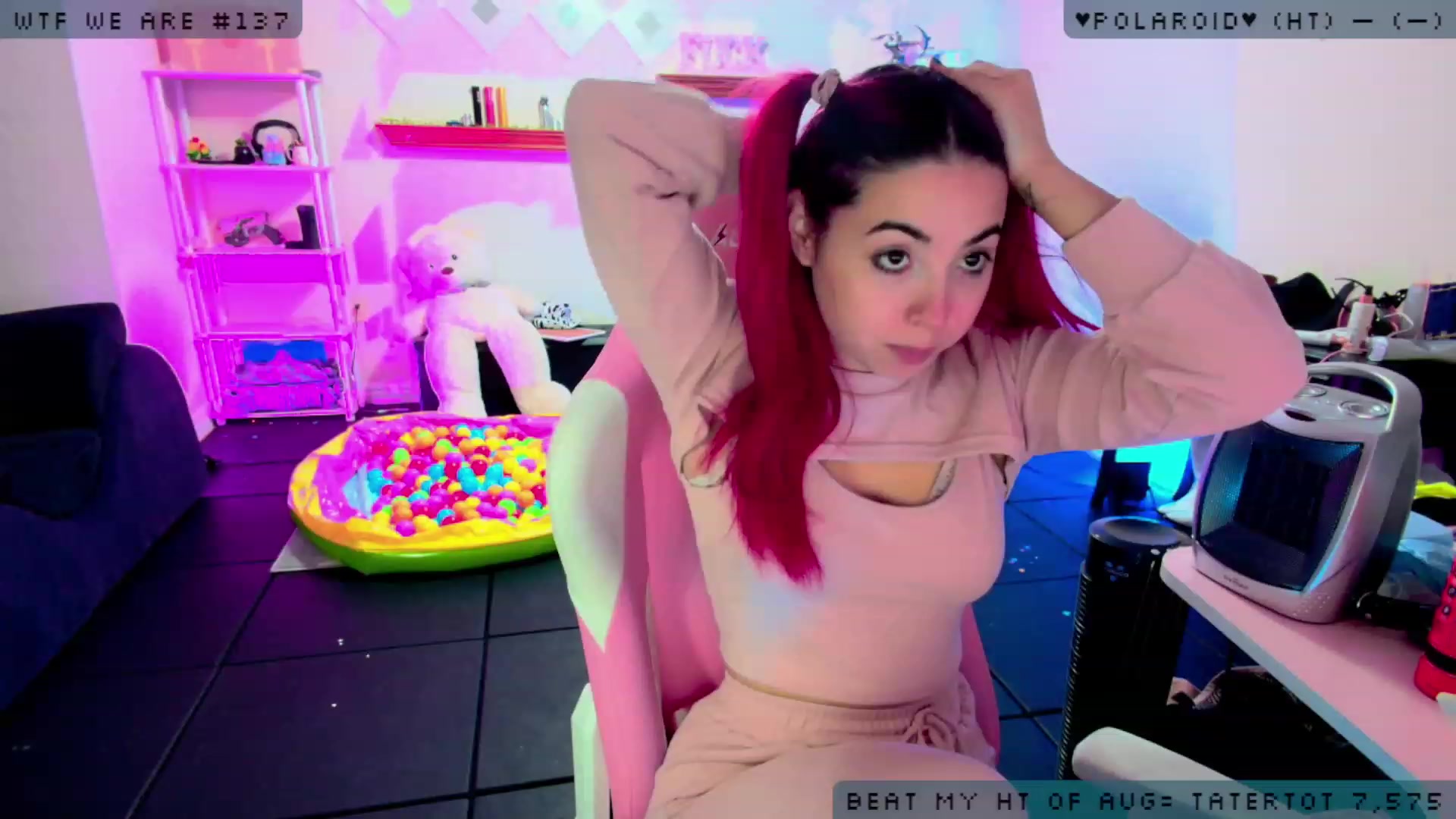 Gallery image thumbnail from JessWhitmore's myfreecams stream on, 08/17/2023, 03:45 image 4 of 20