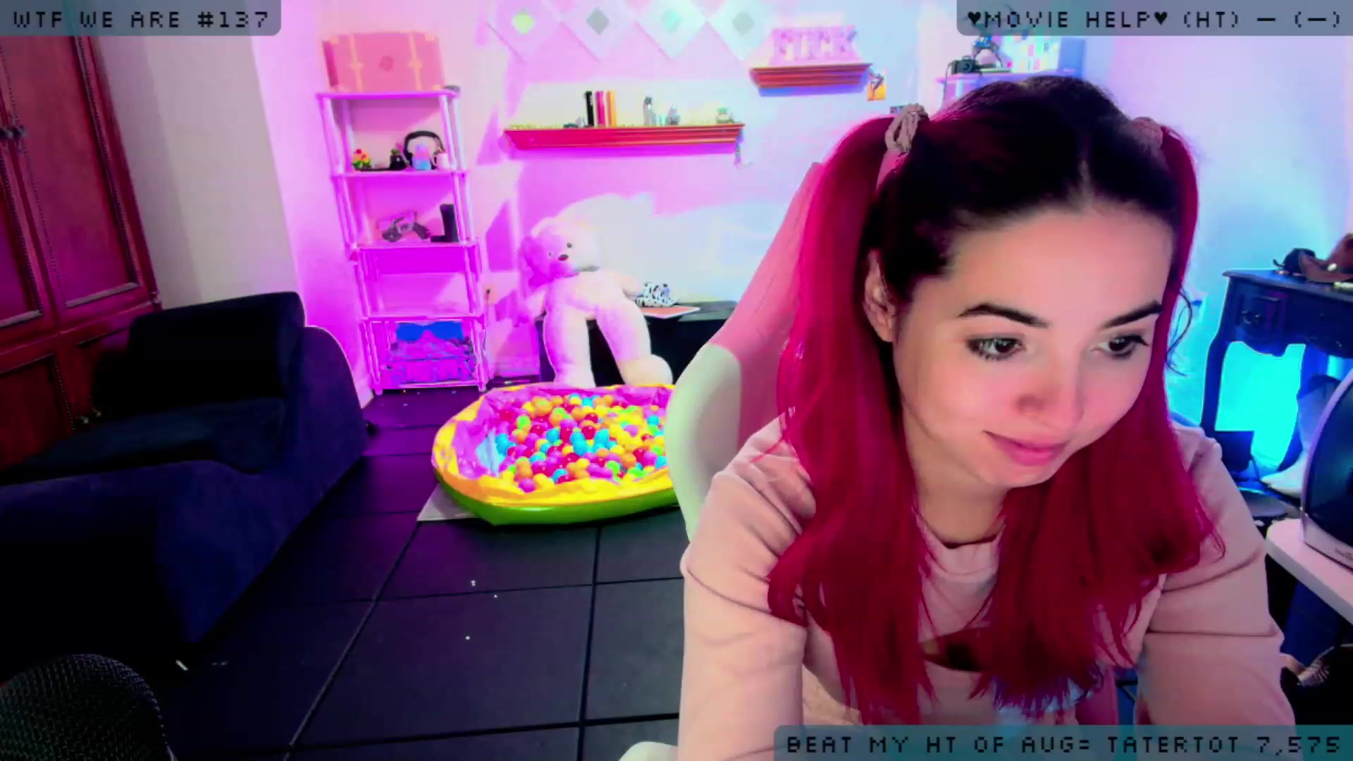 Gallery image thumbnail from JessWhitmore's myfreecams stream on, 08/17/2023, 03:45 image 9 of 20