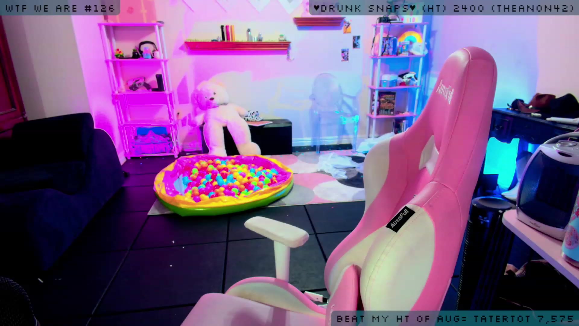 Gallery image thumbnail from JessWhitmore's myfreecams stream on, 08/17/2023, 07:45 image 4 of 20