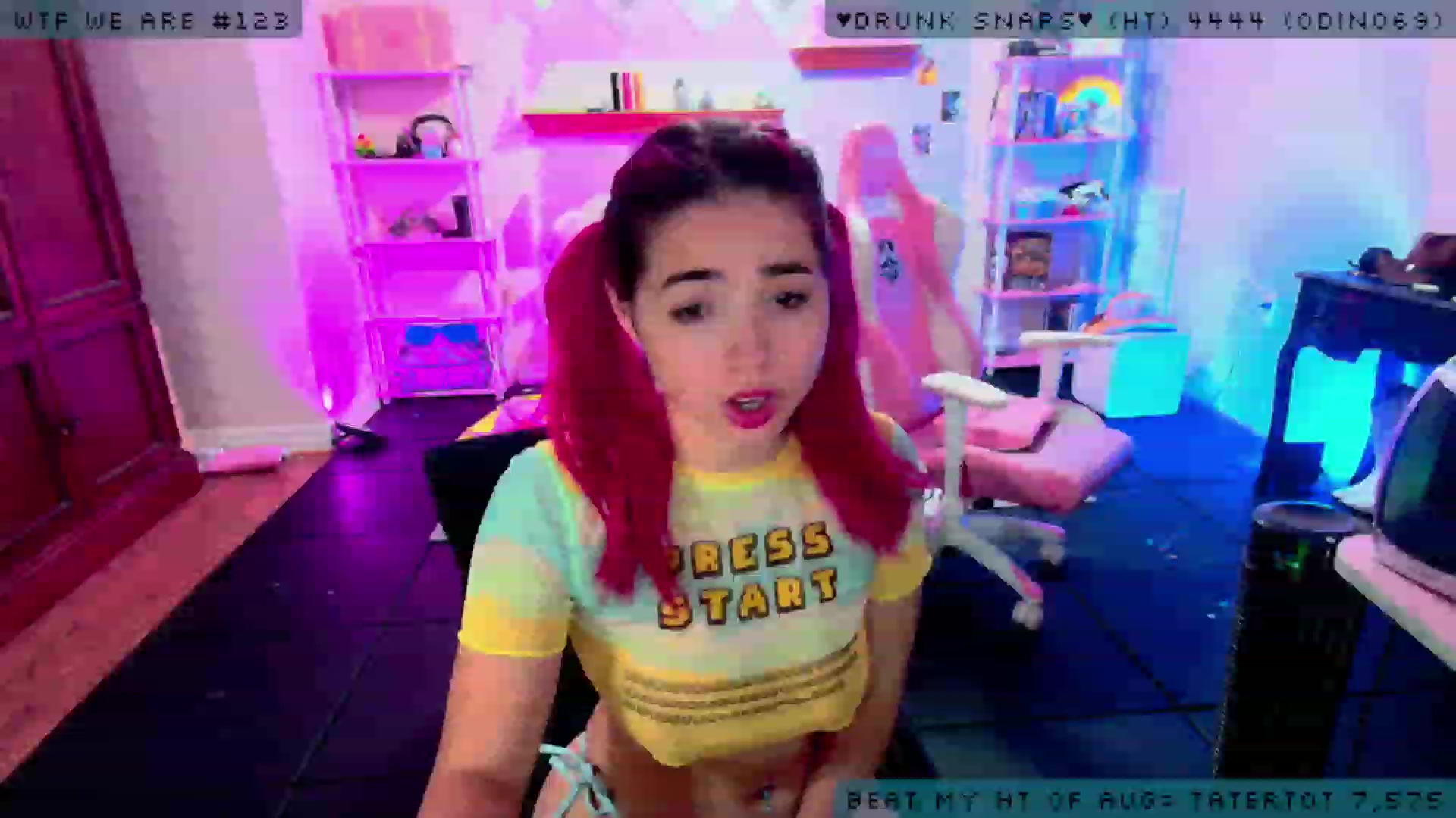 Gallery image thumbnail from JessWhitmore's myfreecams stream on, 08/18/2023, 05:35 image 8 of 20