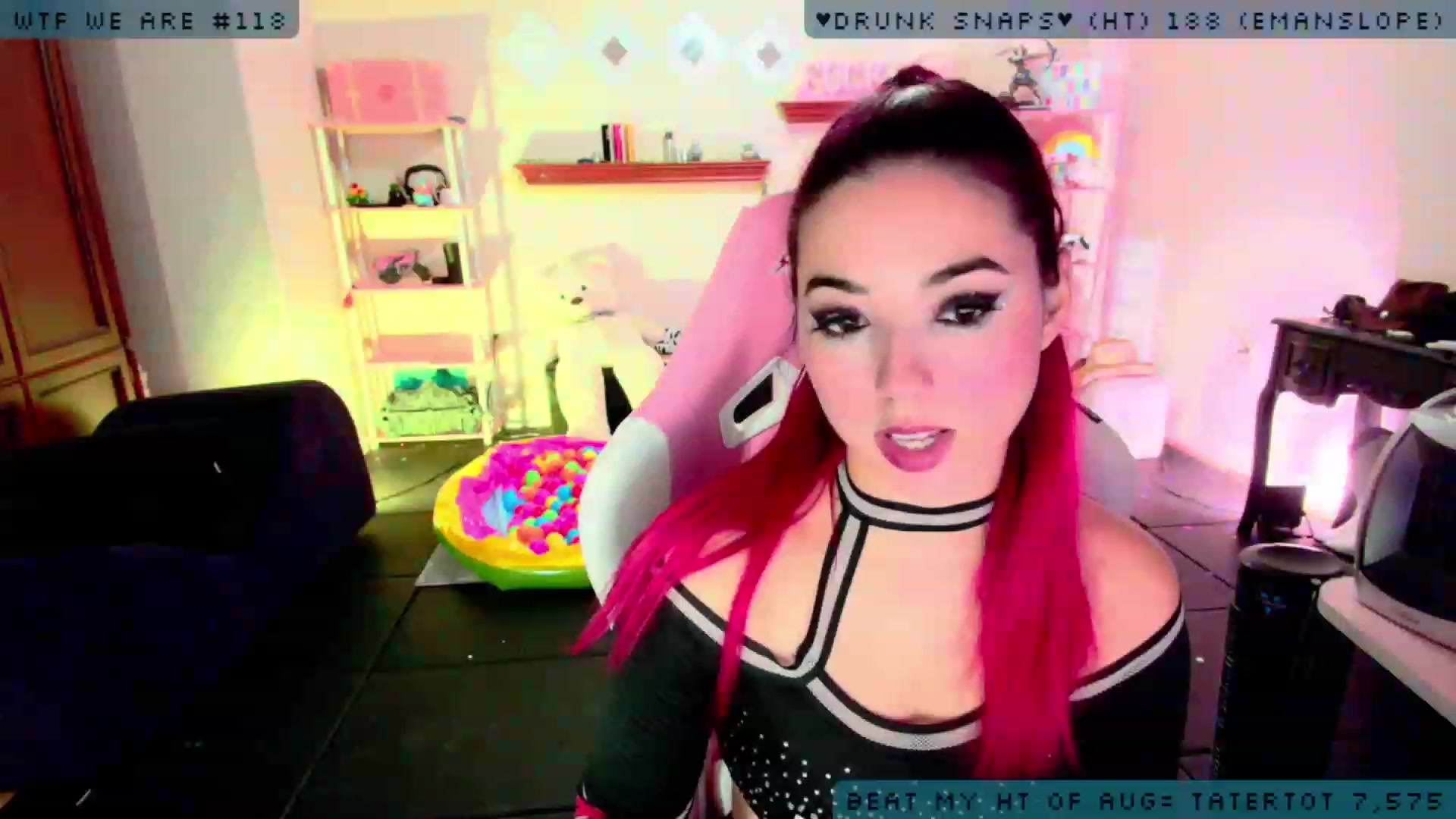 Gallery image thumbnail from JessWhitmore's myfreecams stream on, 08/19/2023, 03:24 image 14 of 20