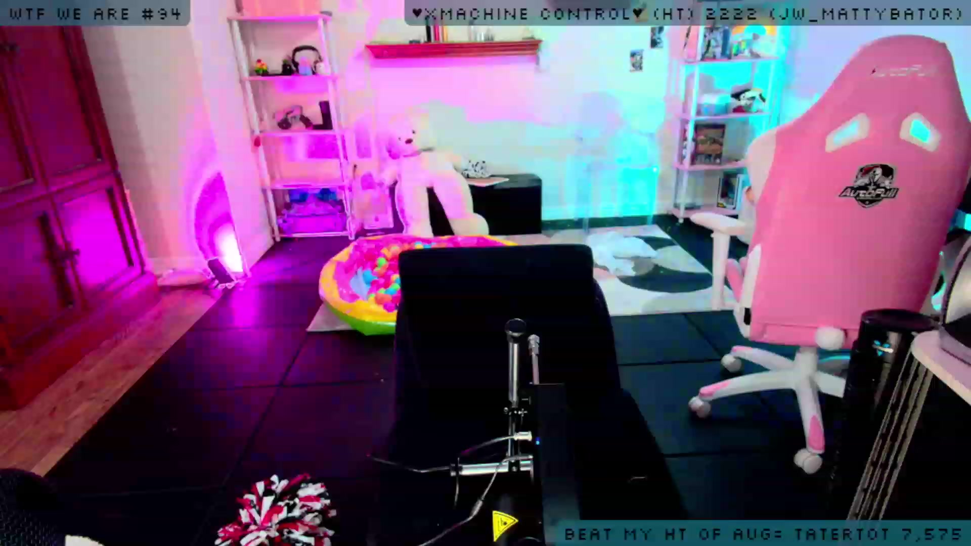 Gallery image thumbnail from JessWhitmore's myfreecams stream on, 08/19/2023, 06:07 image 18 of 20