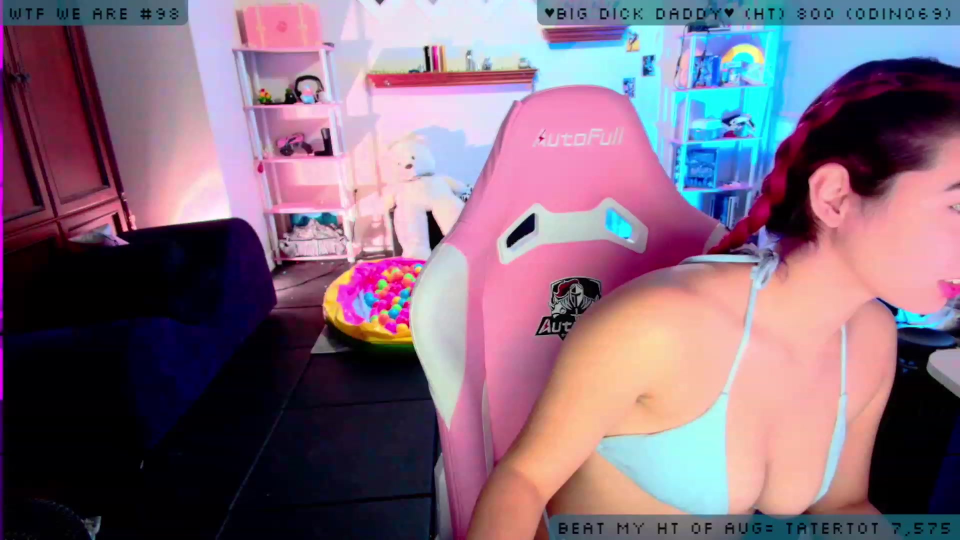 Gallery image thumbnail from JessWhitmore's myfreecams stream on, 08/22/2023, 07:10 image 11 of 20