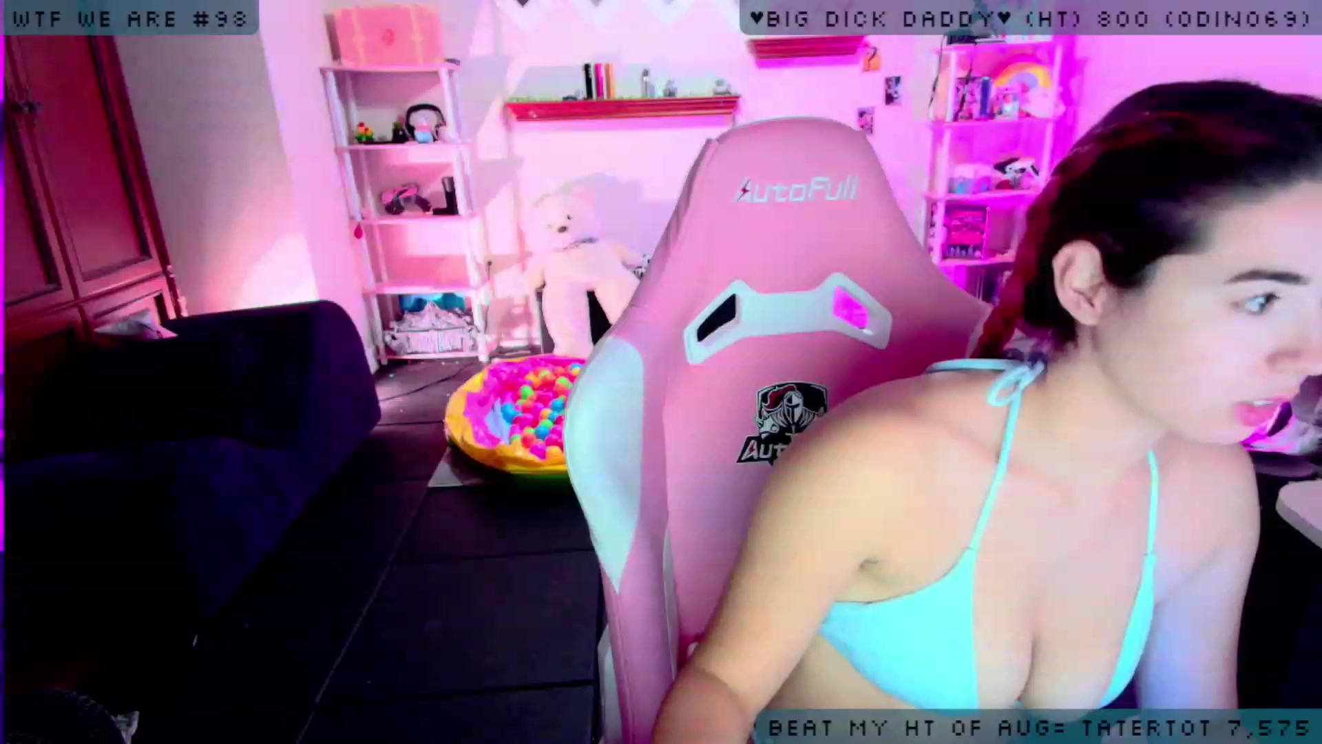 Gallery image thumbnail from JessWhitmore's myfreecams stream on, 08/22/2023, 07:10 image 12 of 20