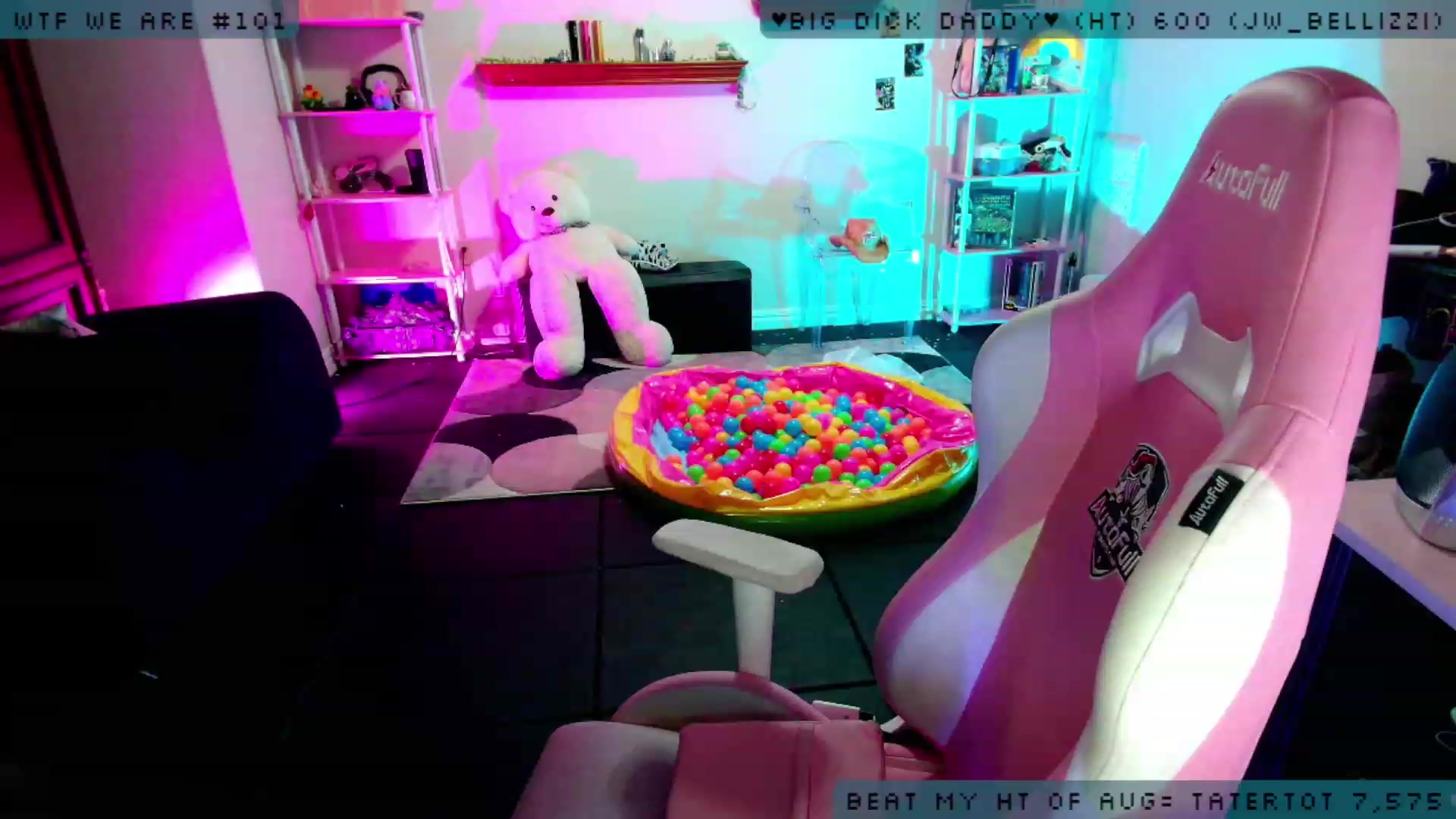 Gallery image thumbnail from JessWhitmore's myfreecams stream on, 08/23/2023, 06:12 image 7 of 20