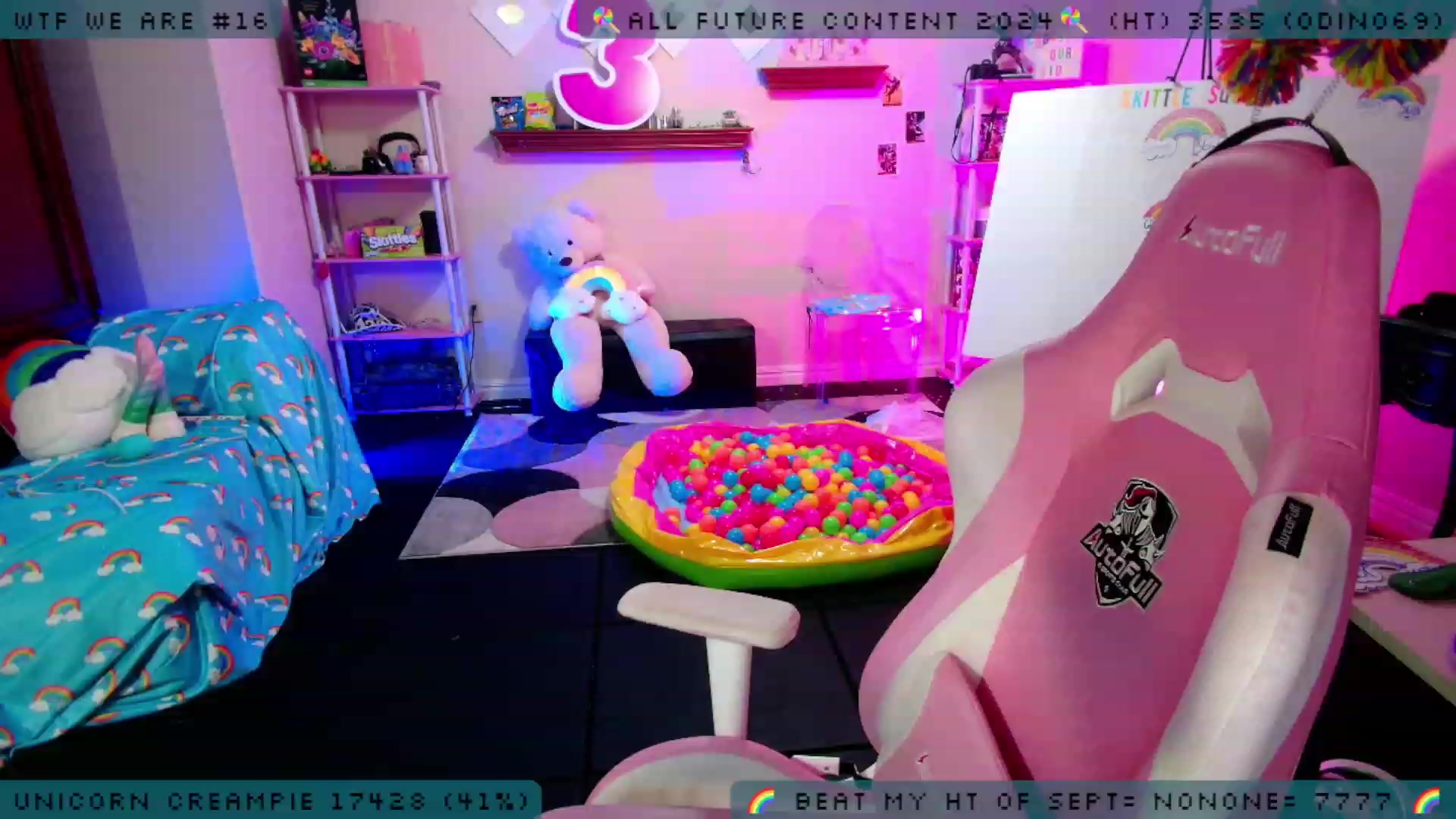 Gallery image thumbnail from JessWhitmore's myfreecams stream on, 09/05/2023, 08:14 image 10 of 20