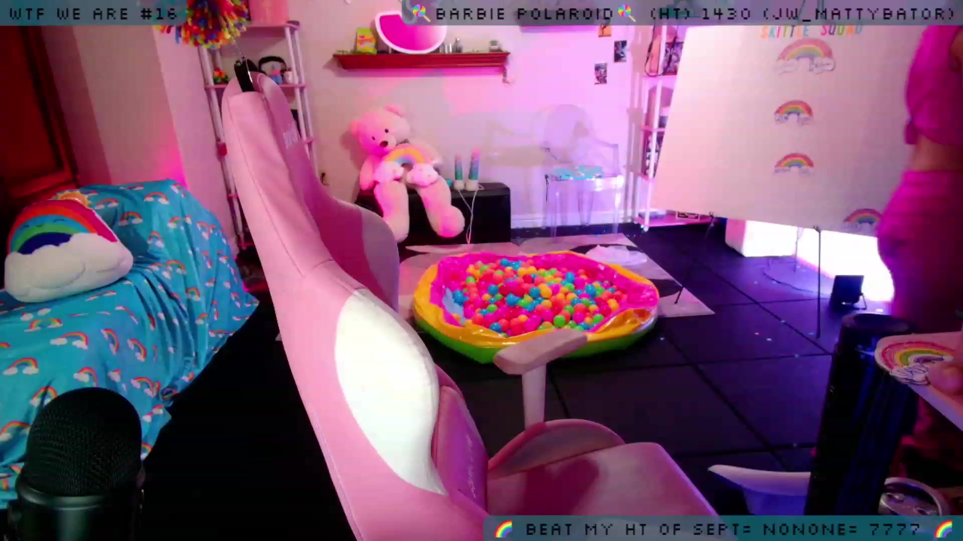 Gallery image thumbnail from JessWhitmore's myfreecams stream on, 09/07/2023, 06:52 image 7 of 20