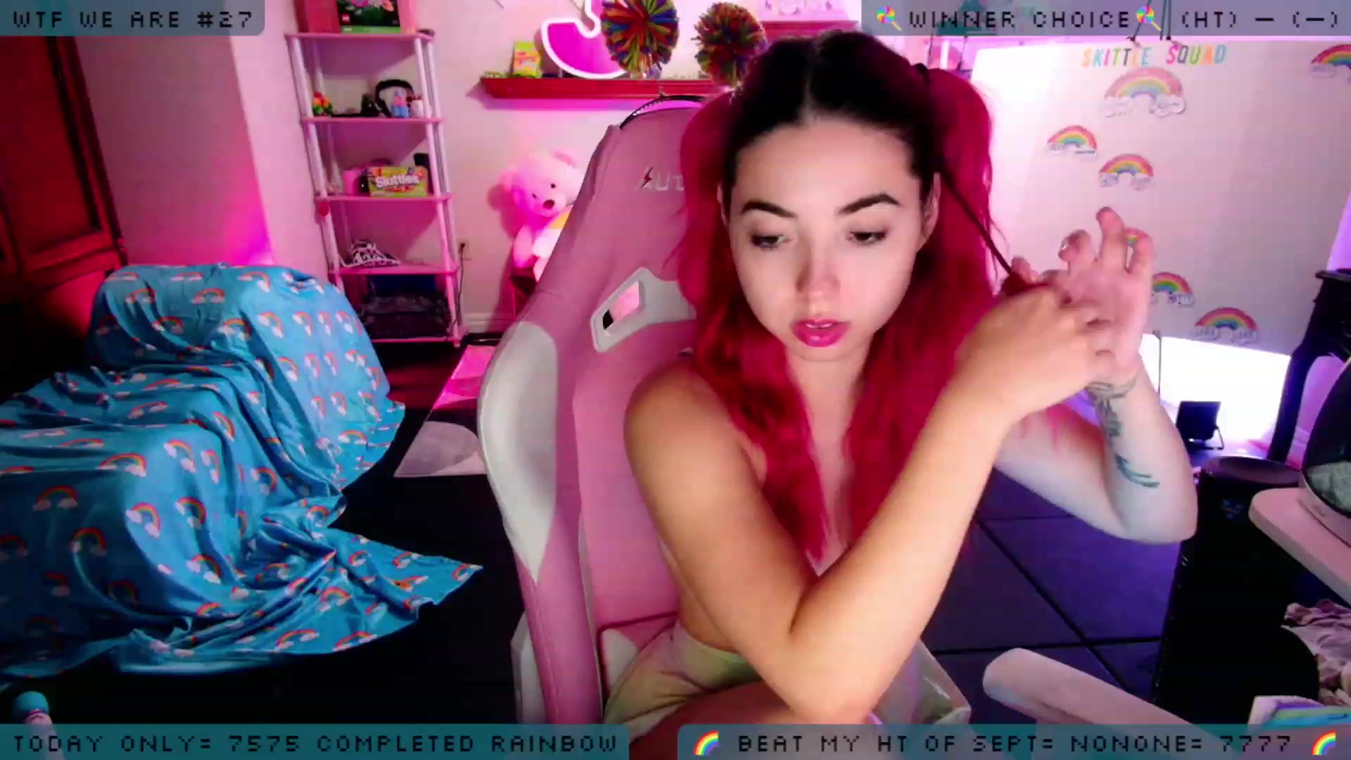 Gallery image thumbnail from JessWhitmore's myfreecams stream on, 09/13/2023, 03:37 image 6 of 20