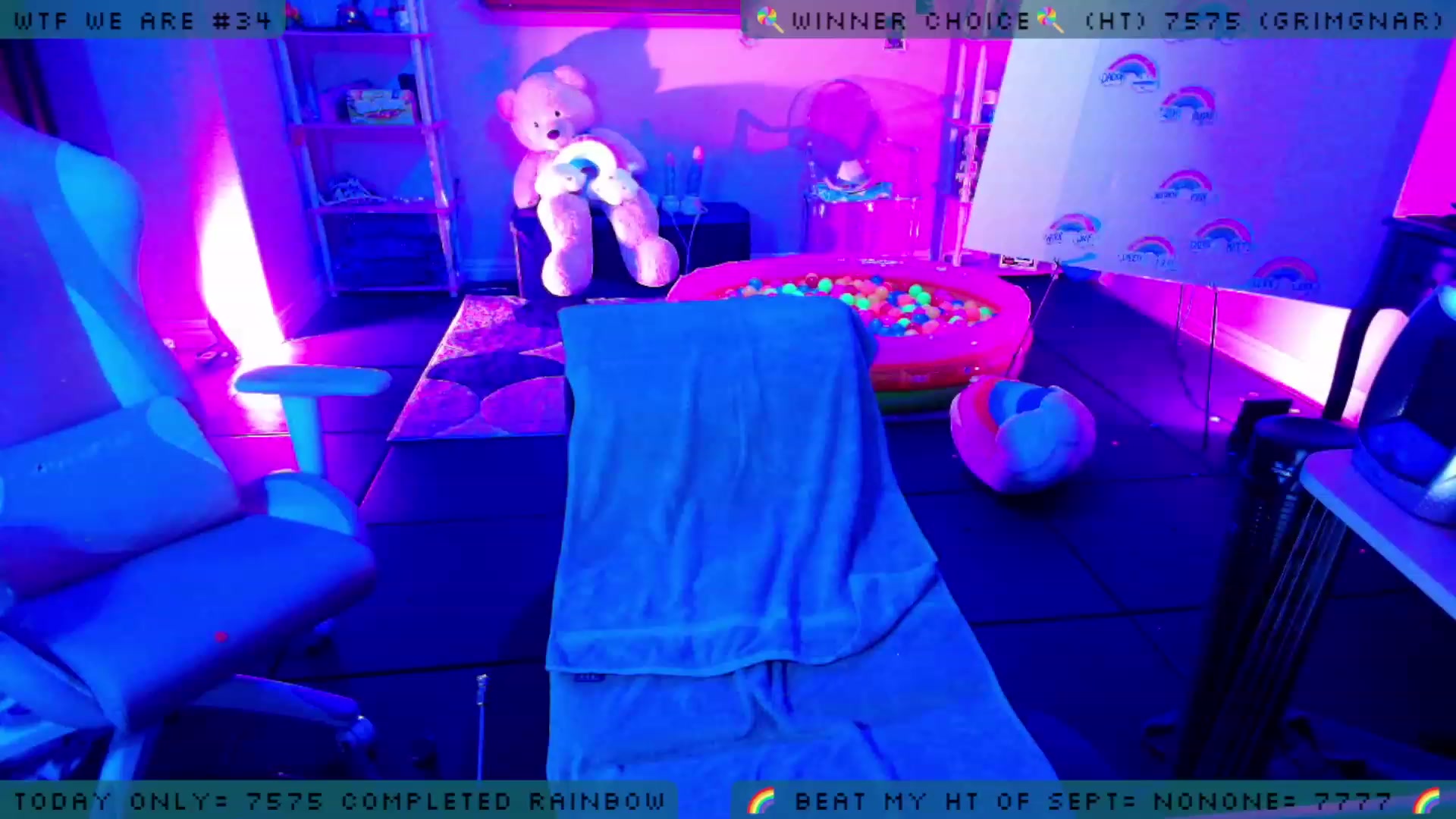 Gallery image thumbnail from JessWhitmore's myfreecams stream on, 09/15/2023, 08:05 image 7 of 20