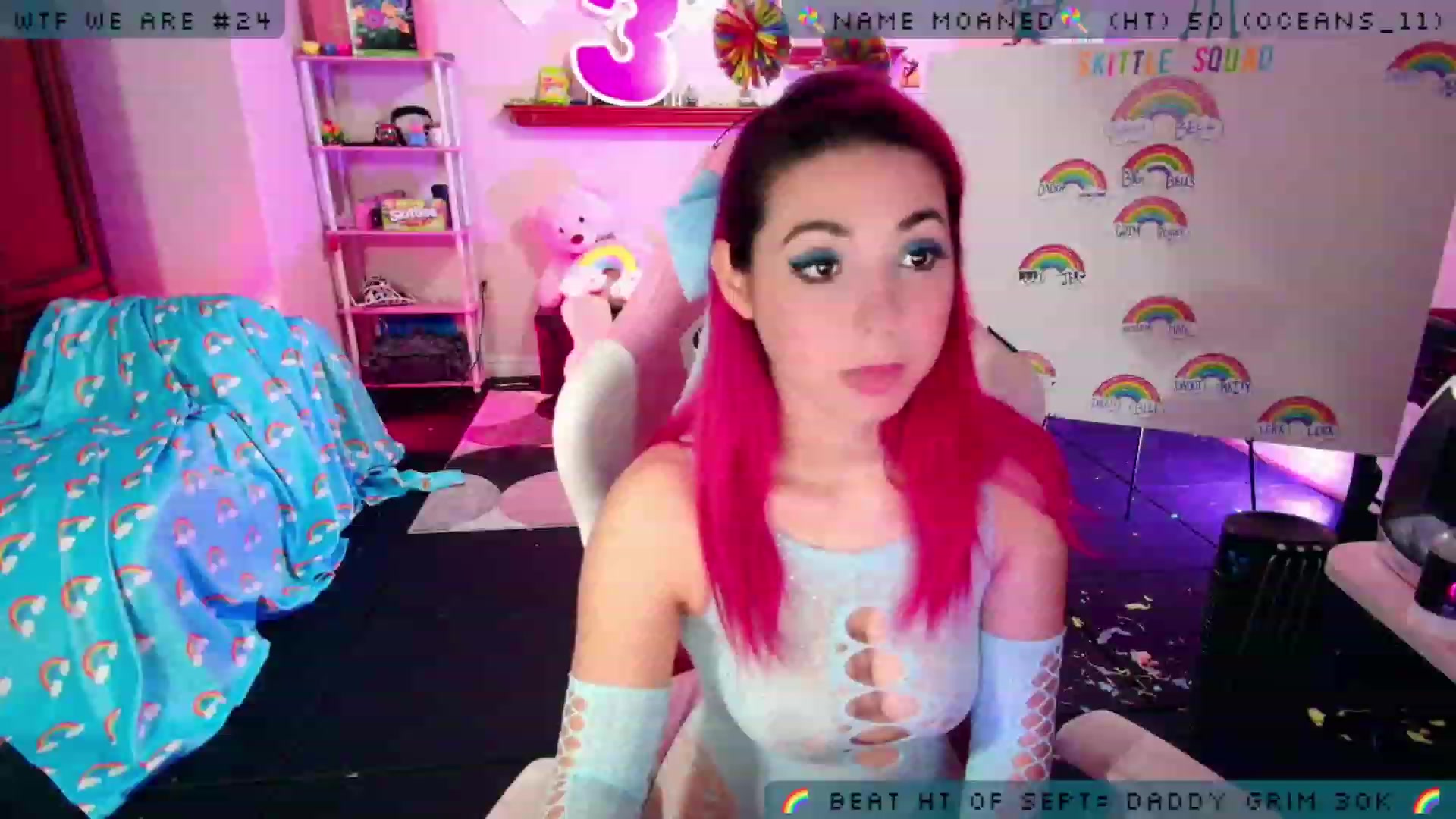 Gallery image thumbnail from JessWhitmore's myfreecams stream on, 09/17/2023, 02:48 image 3 of 20