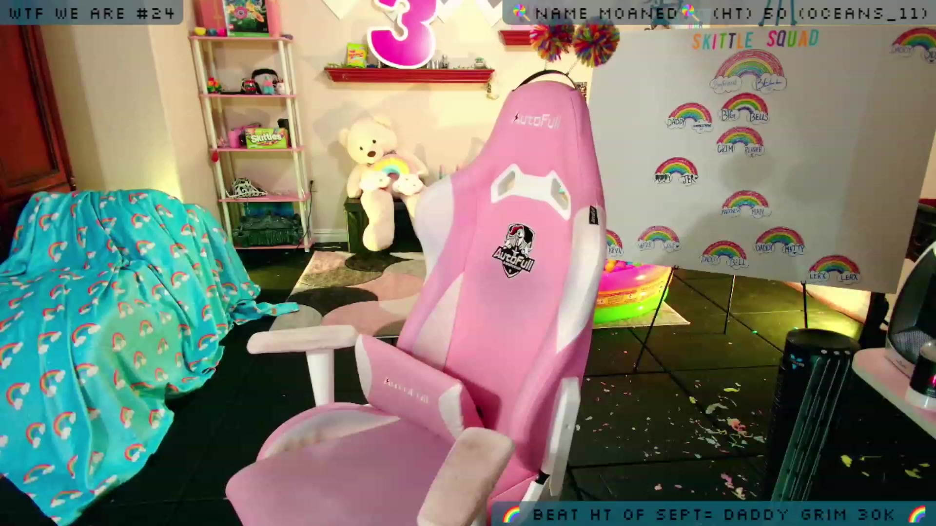 Gallery image thumbnail from JessWhitmore's myfreecams stream on, 09/17/2023, 02:48 image 8 of 20