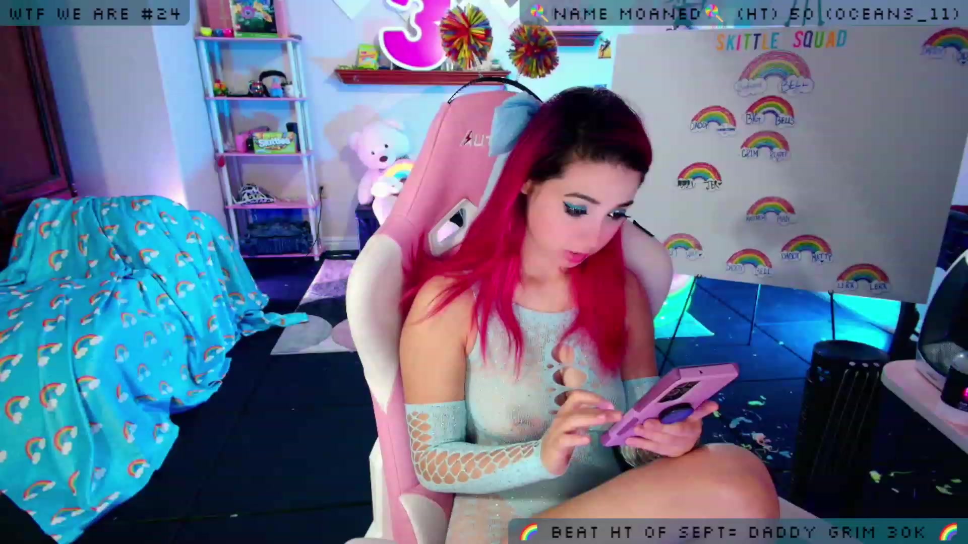 Gallery image thumbnail from JessWhitmore's myfreecams stream on, 09/17/2023, 02:48 image 10 of 20