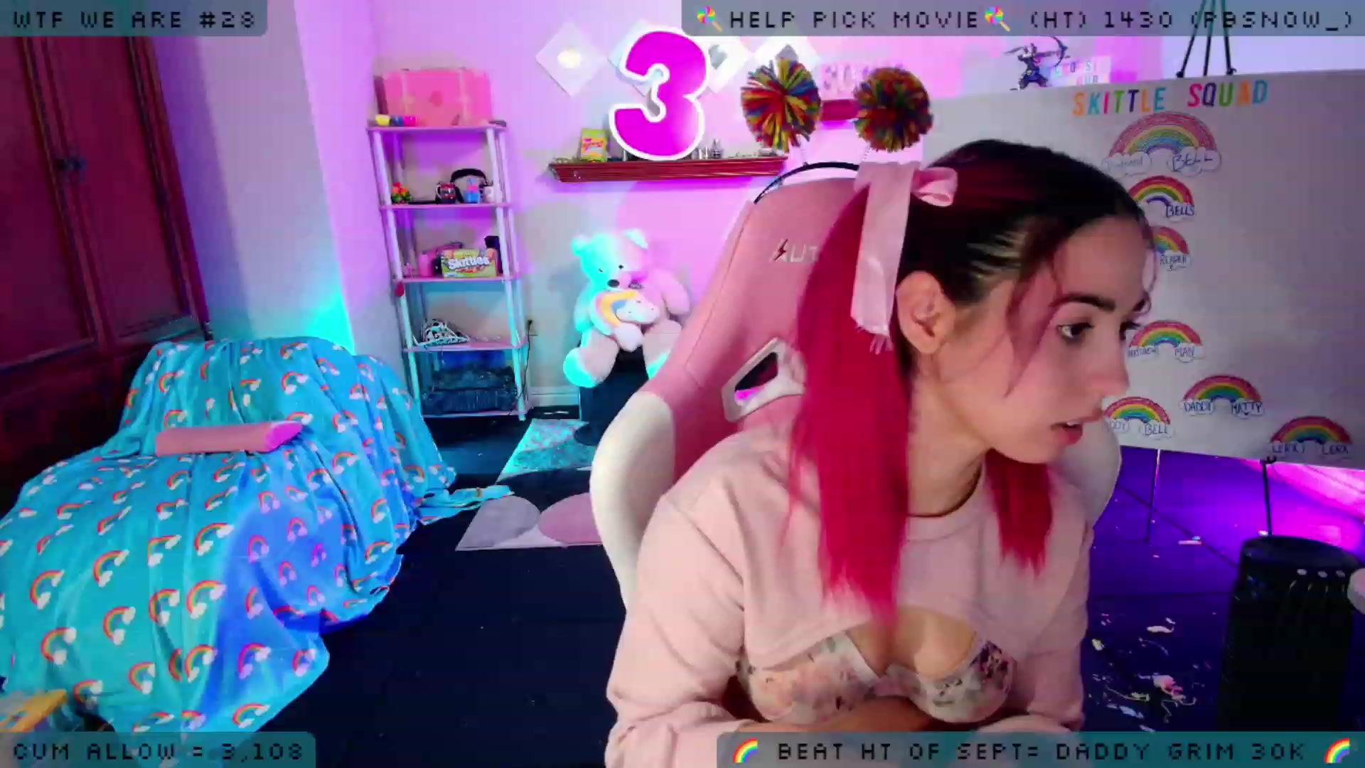 Gallery image thumbnail from JessWhitmore's myfreecams stream on, 09/21/2023, 04:39 image 8 of 20