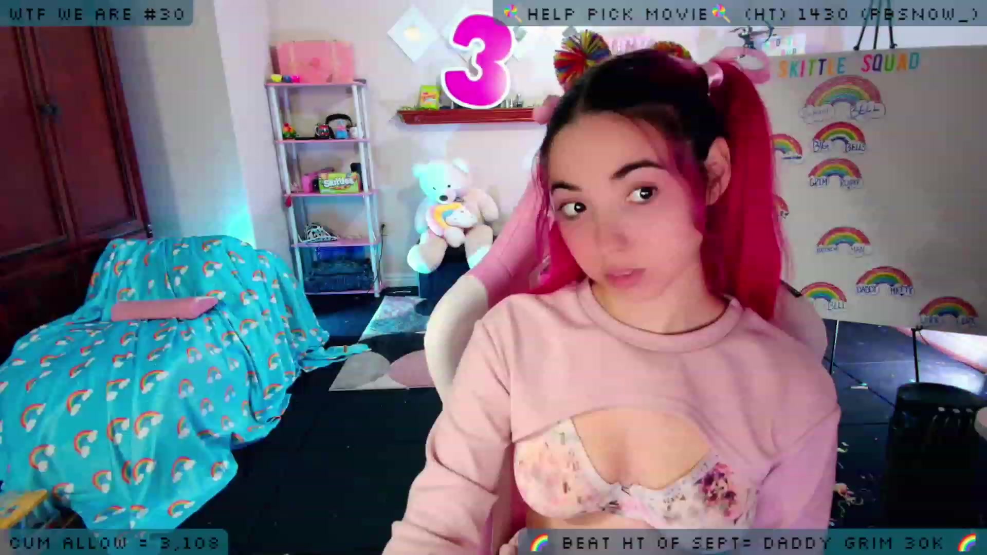 Gallery image thumbnail from JessWhitmore's myfreecams stream on, 09/21/2023, 04:39 image 3 of 20