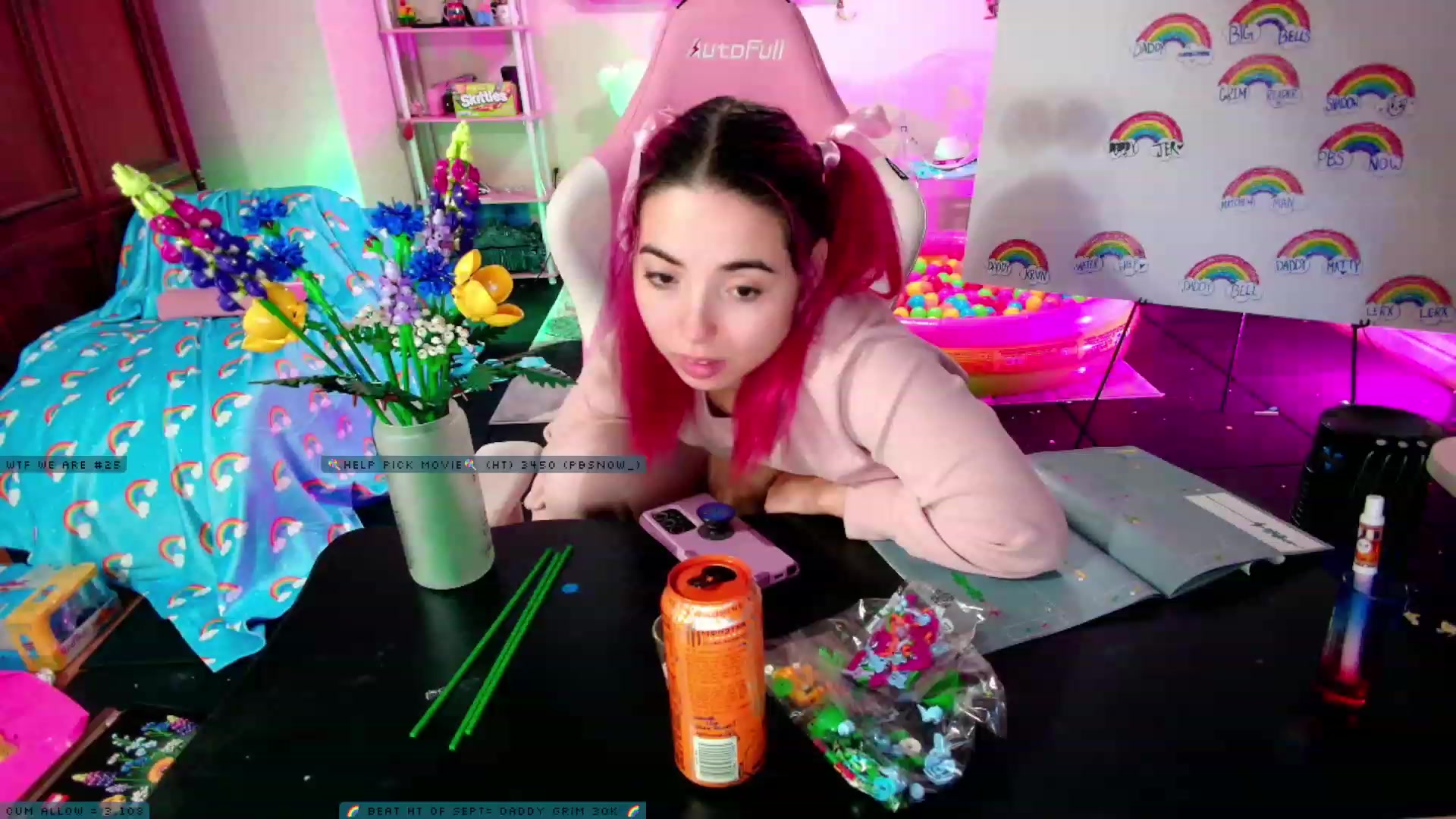 Gallery image thumbnail from JessWhitmore's myfreecams stream on, 09/22/2023, 10:10 image 7 of 20