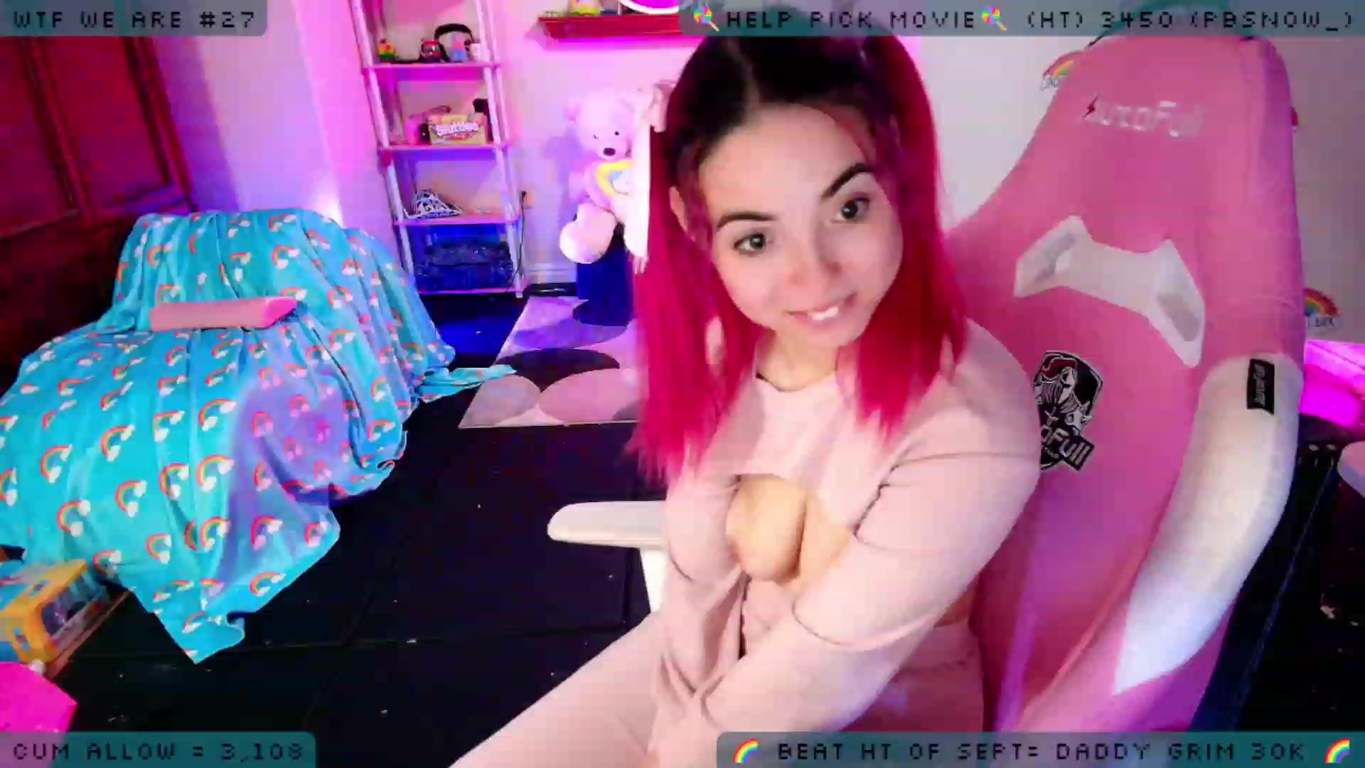 Gallery image thumbnail from JessWhitmore's myfreecams stream on, 09/22/2023, 10:10 image 18 of 20