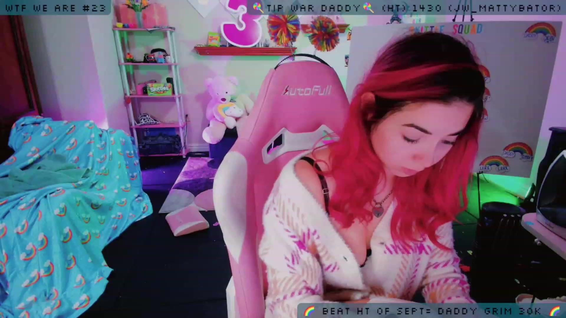 Gallery image thumbnail from JessWhitmore's myfreecams stream on, 09/25/2023, 05:50 image 7 of 20