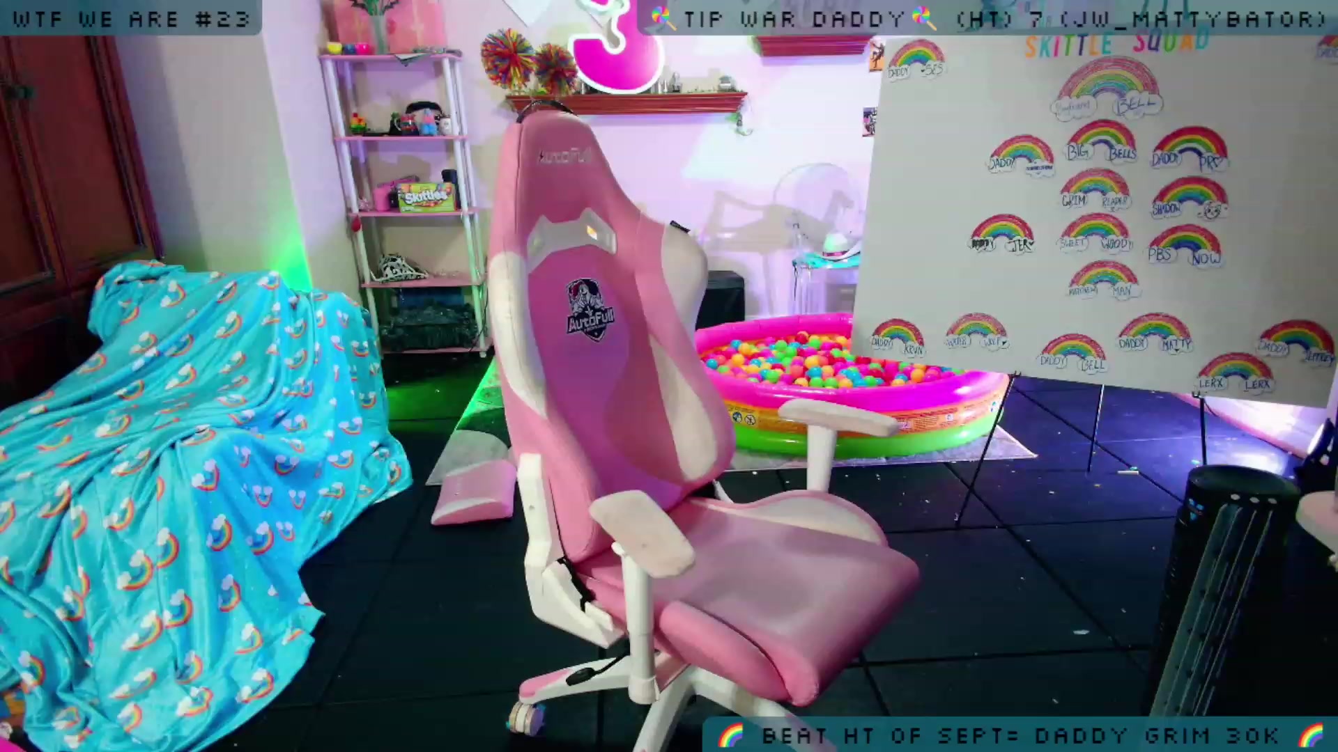 Gallery image thumbnail from JessWhitmore's myfreecams stream on, 09/27/2023, 06:04 image 4 of 20