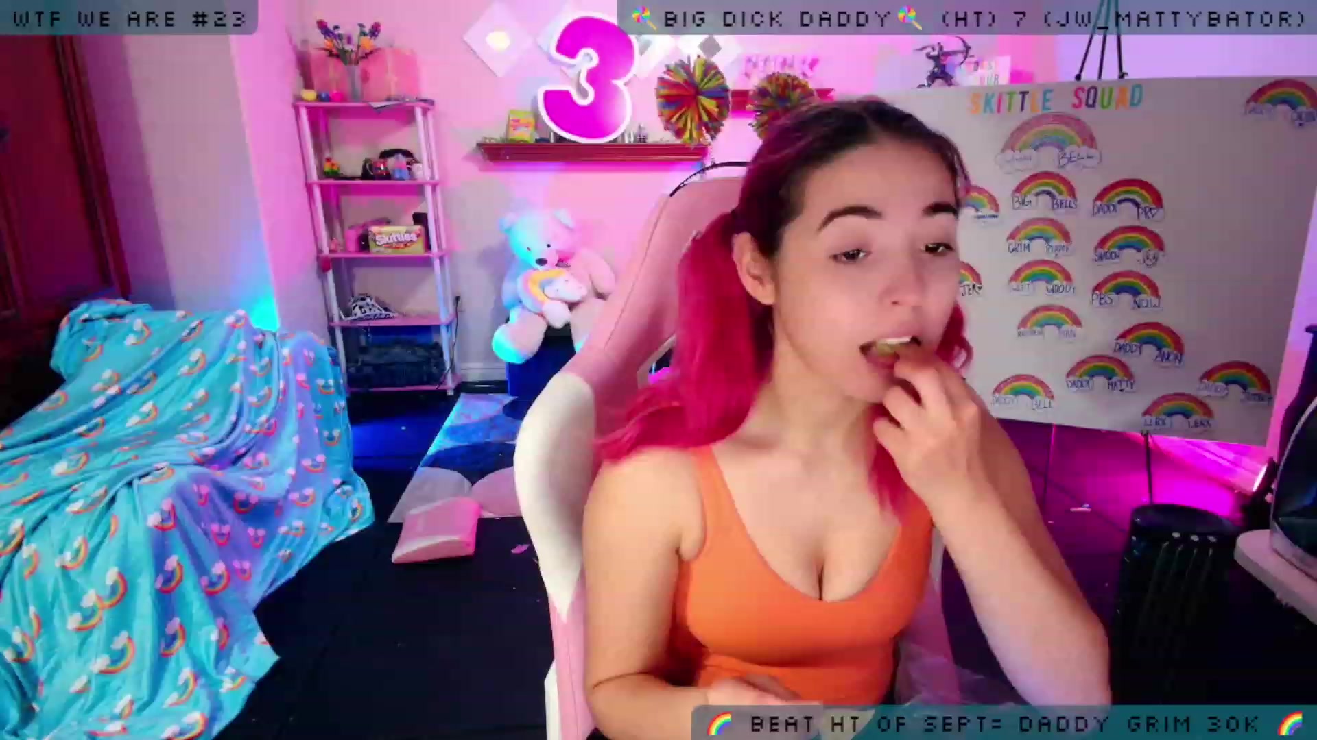 Gallery image thumbnail from JessWhitmore's myfreecams stream on, 09/28/2023, 08:37 image 5 of 20