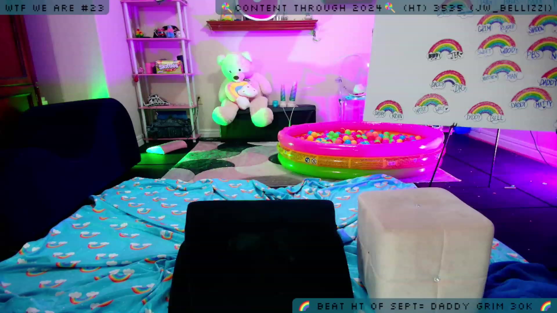 Gallery image thumbnail from JessWhitmore's myfreecams stream on, 09/30/2023, 06:34 image 12 of 20