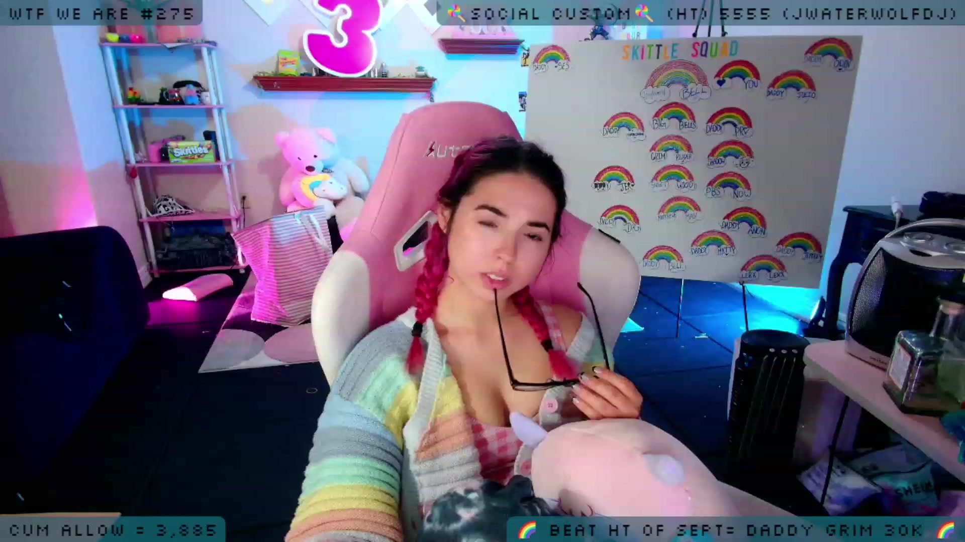 Gallery image thumbnail from JessWhitmore's myfreecams stream on, 10/04/2023, 05:34 image 9 of 20