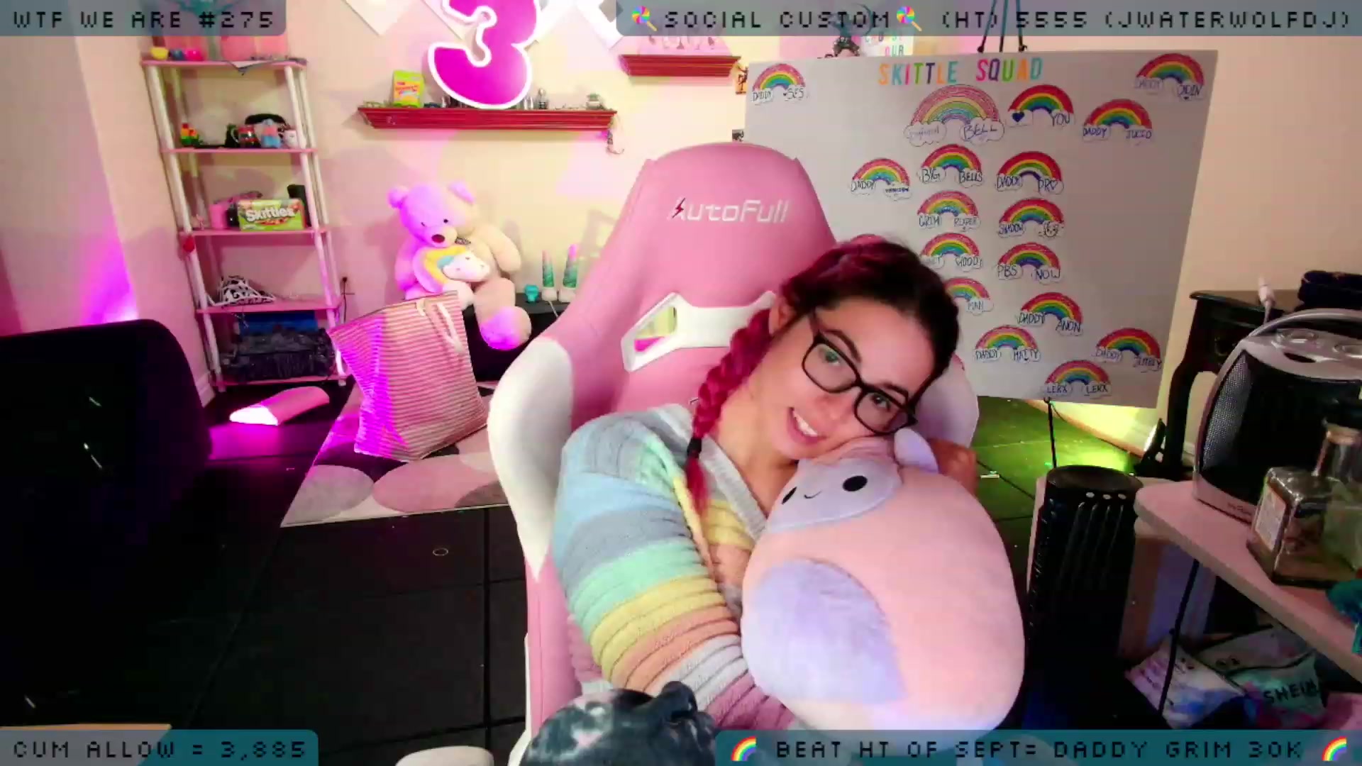 Gallery image thumbnail from JessWhitmore's myfreecams stream on, 10/04/2023, 05:34 image 6 of 20