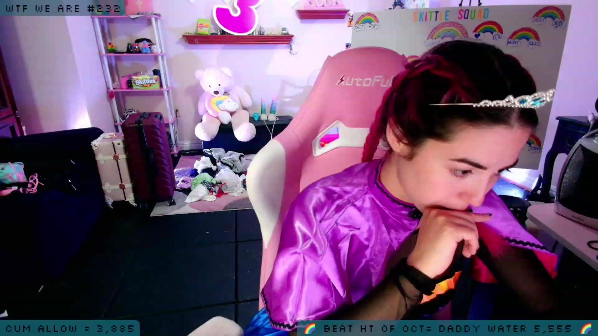 Gallery image thumbnail from JessWhitmore's myfreecams stream on, 10/05/2023, 04:04 image 7 of 20