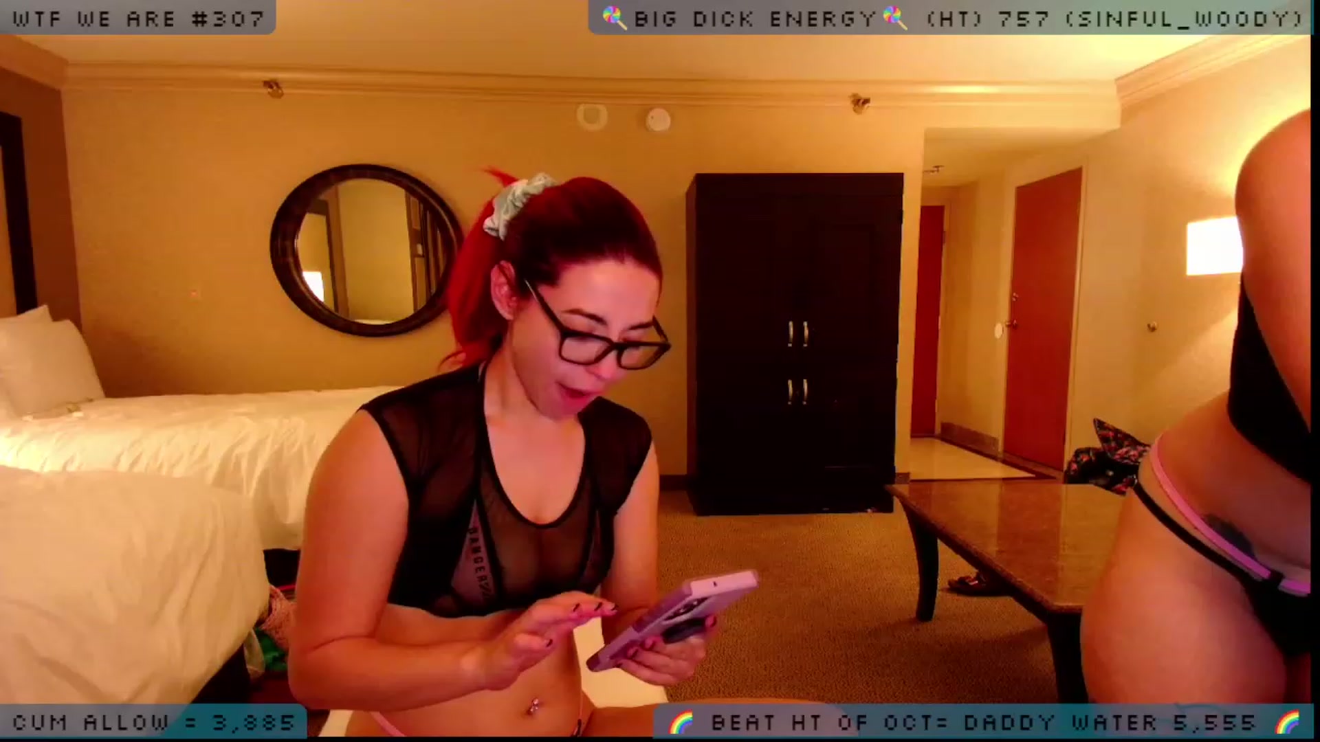 Gallery image thumbnail from JessWhitmore's myfreecams stream on, 10/08/2023, 08:50 image 7 of 20
