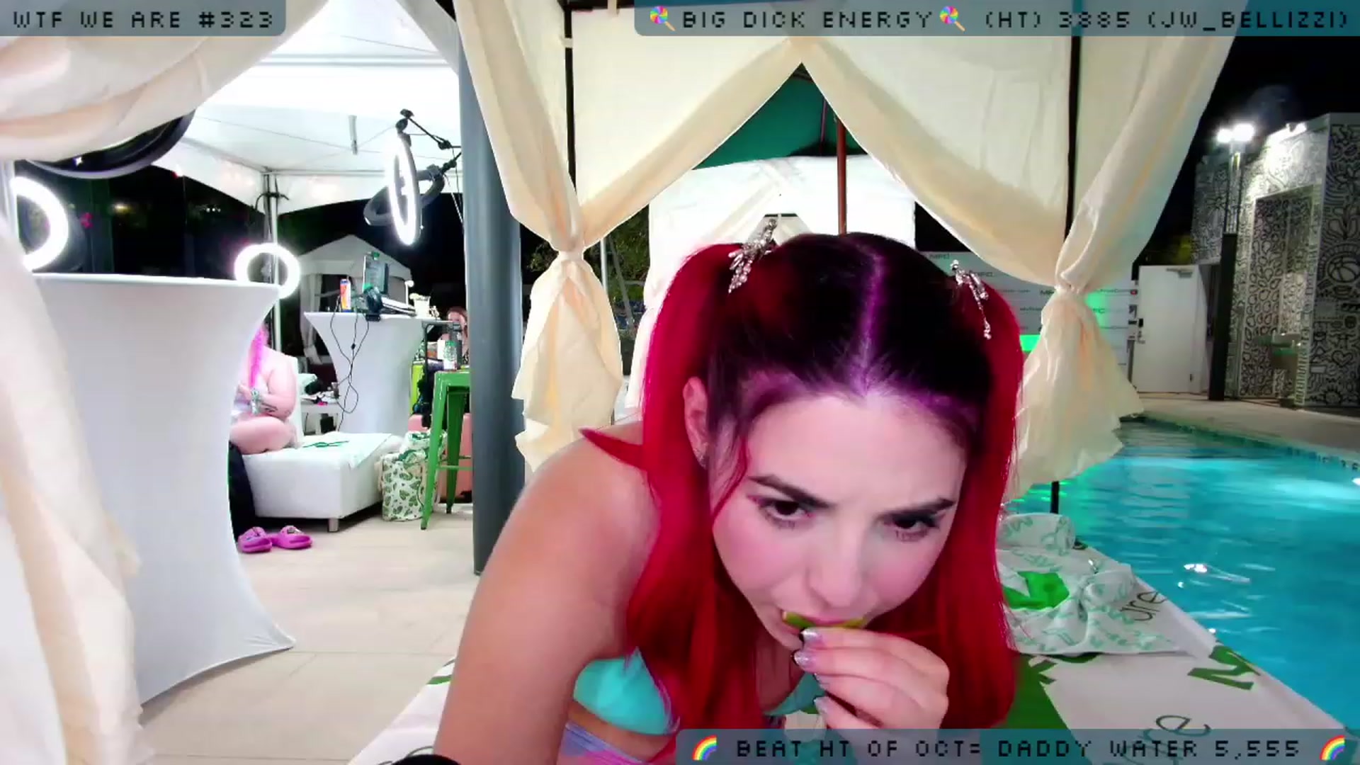 Gallery image thumbnail from JessWhitmore's myfreecams stream on, 10/10/2023, 03:37 image 4 of 20