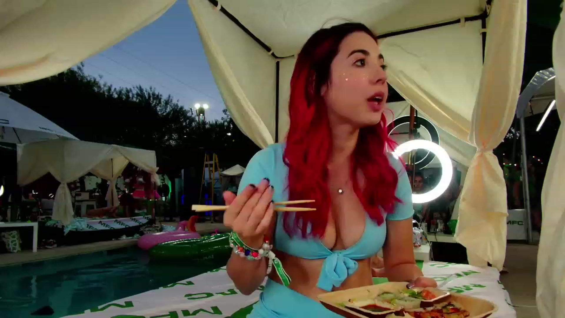 Gallery image thumbnail from JessWhitmore's myfreecams stream on, 10/11/2023, 01:33 image 17 of 20