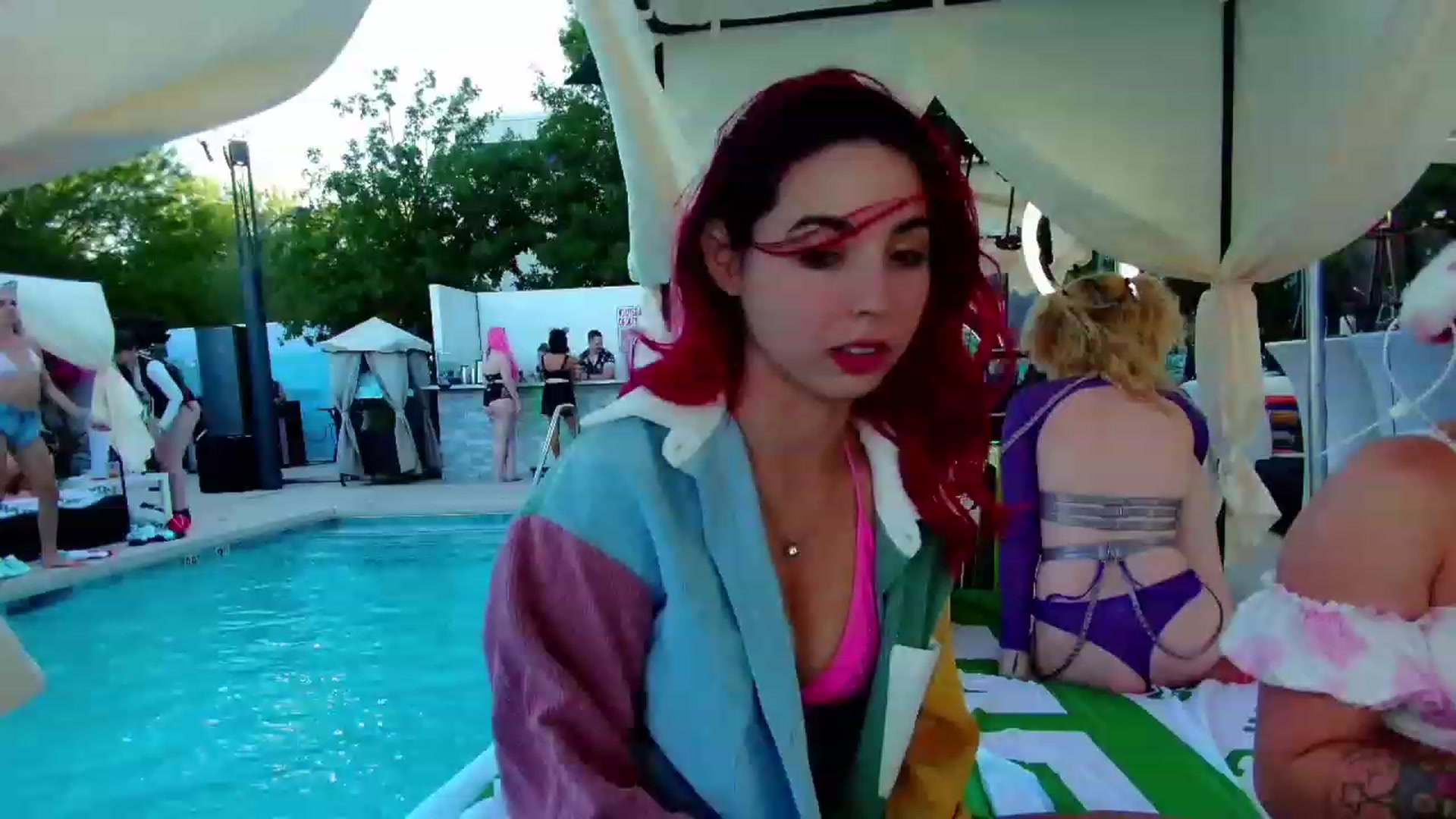 Gallery image thumbnail from JessWhitmore's myfreecams stream on, 10/12/2023, 24:22 image 18 of 20
