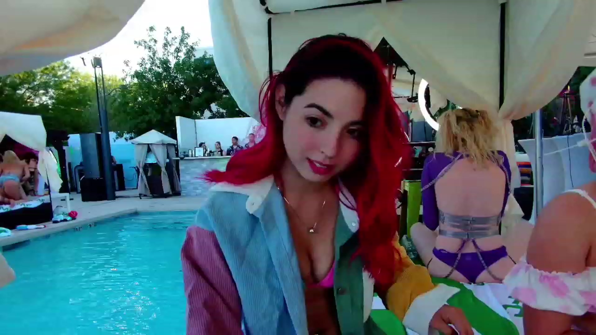 Gallery image thumbnail from JessWhitmore's myfreecams stream on, 10/12/2023, 24:22 image 13 of 20