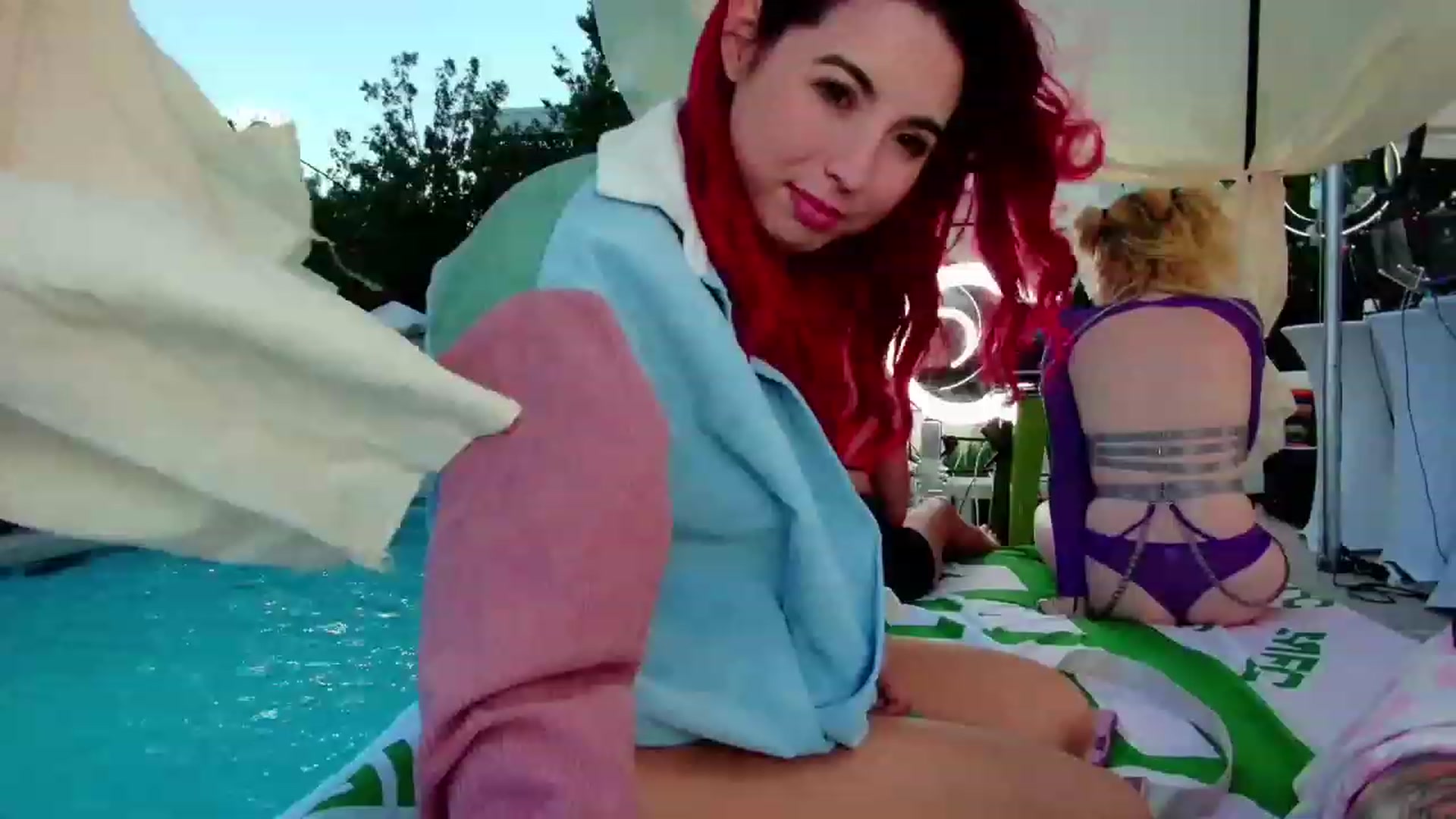 Gallery image thumbnail from JessWhitmore's myfreecams stream on, 10/12/2023, 02:14 image 5 of 20