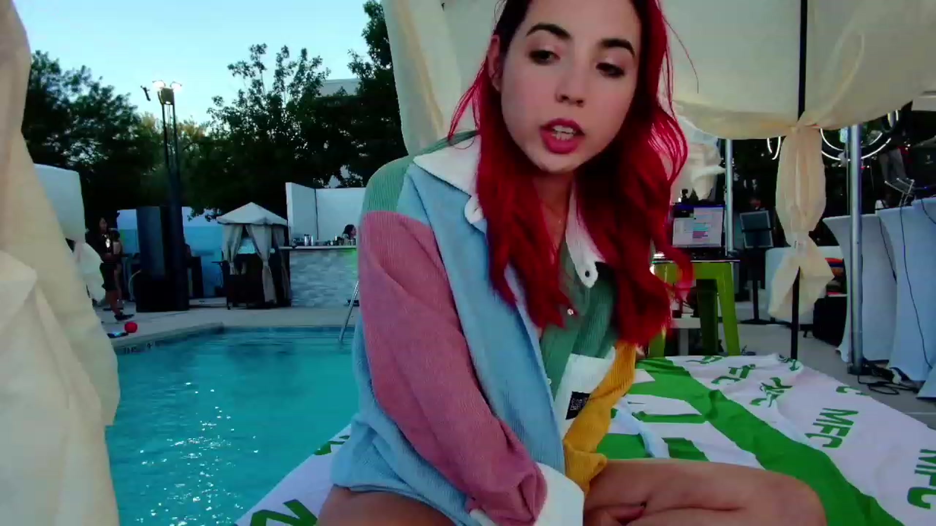 Gallery image thumbnail from JessWhitmore's myfreecams stream on, 10/12/2023, 02:14 image 4 of 20