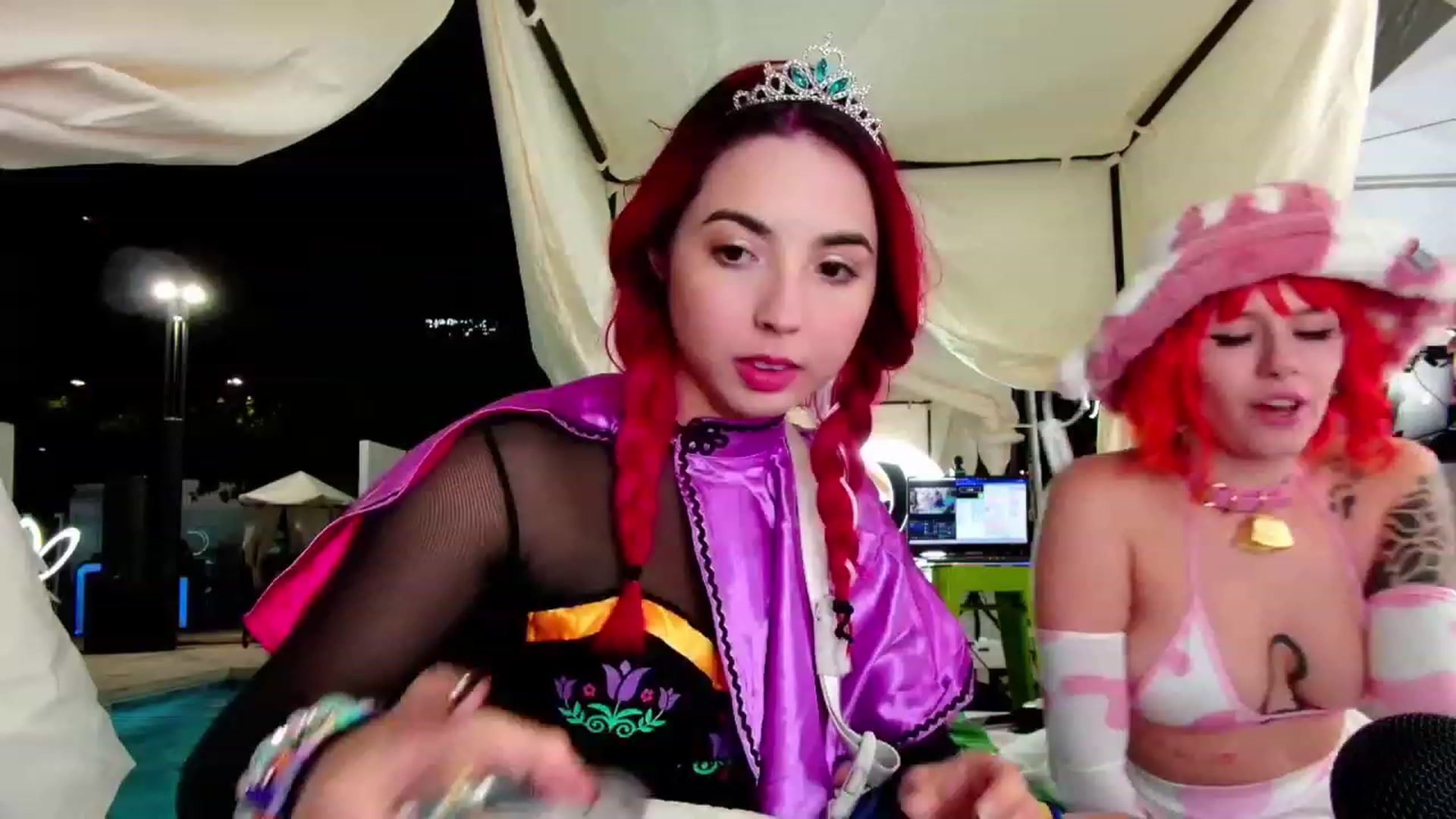 Gallery image thumbnail from JessWhitmore's myfreecams stream on, 10/12/2023, 03:28 image 9 of 20