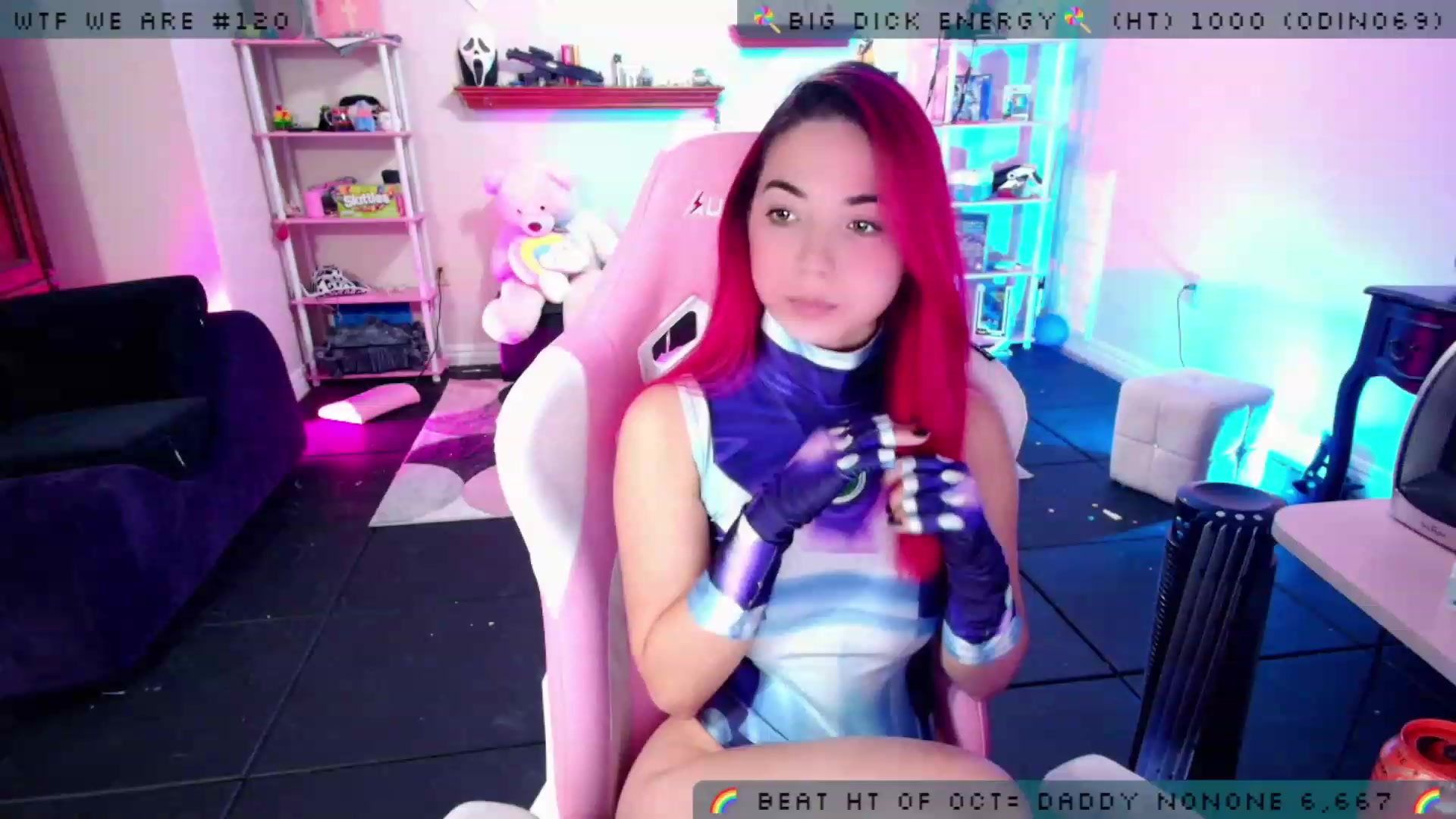 Gallery image thumbnail from JessWhitmore's myfreecams stream on, 10/17/2023, 04:36 image 12 of 20