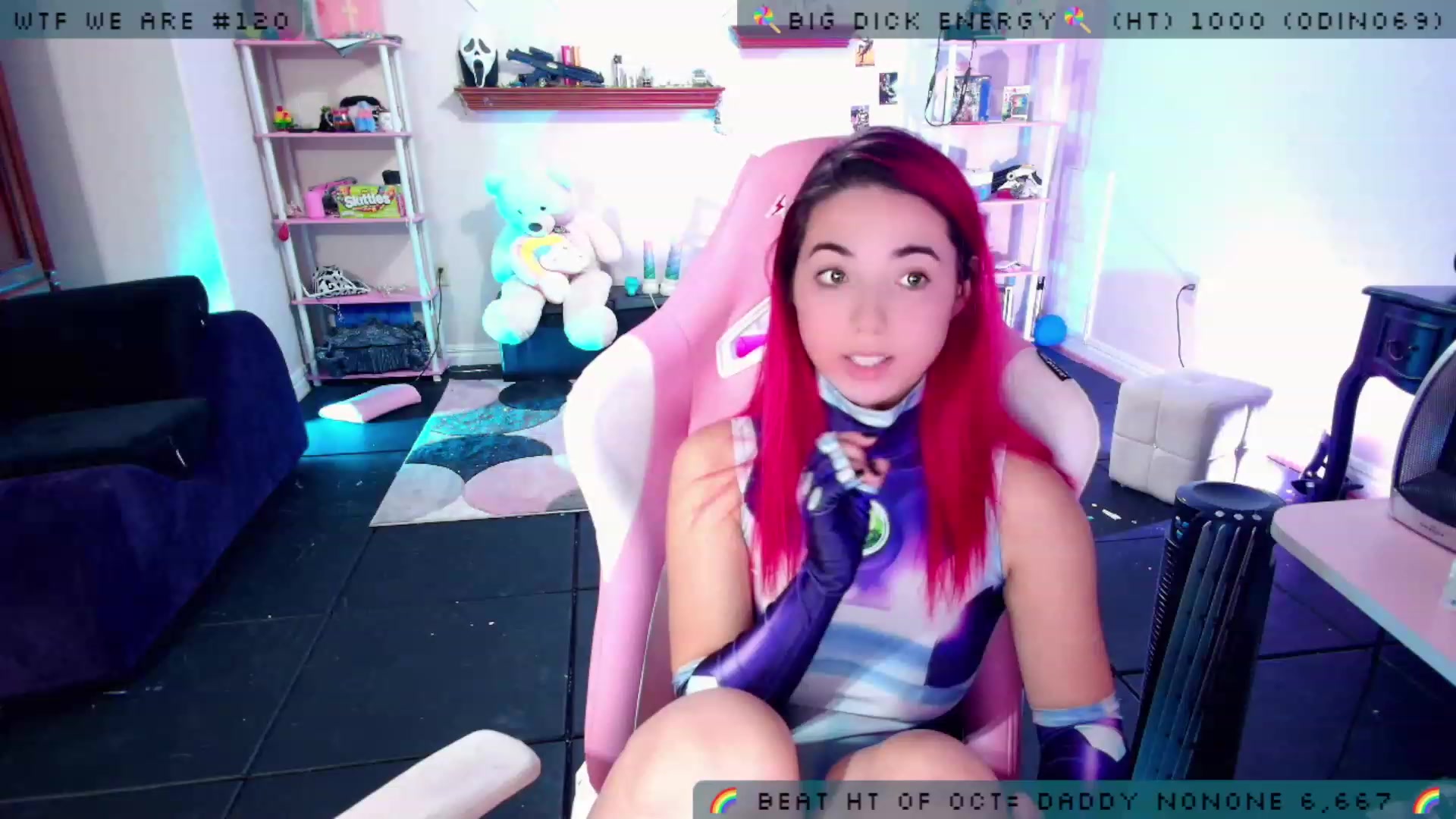 Gallery image thumbnail from JessWhitmore's myfreecams stream on, 10/17/2023, 04:36 image 14 of 20